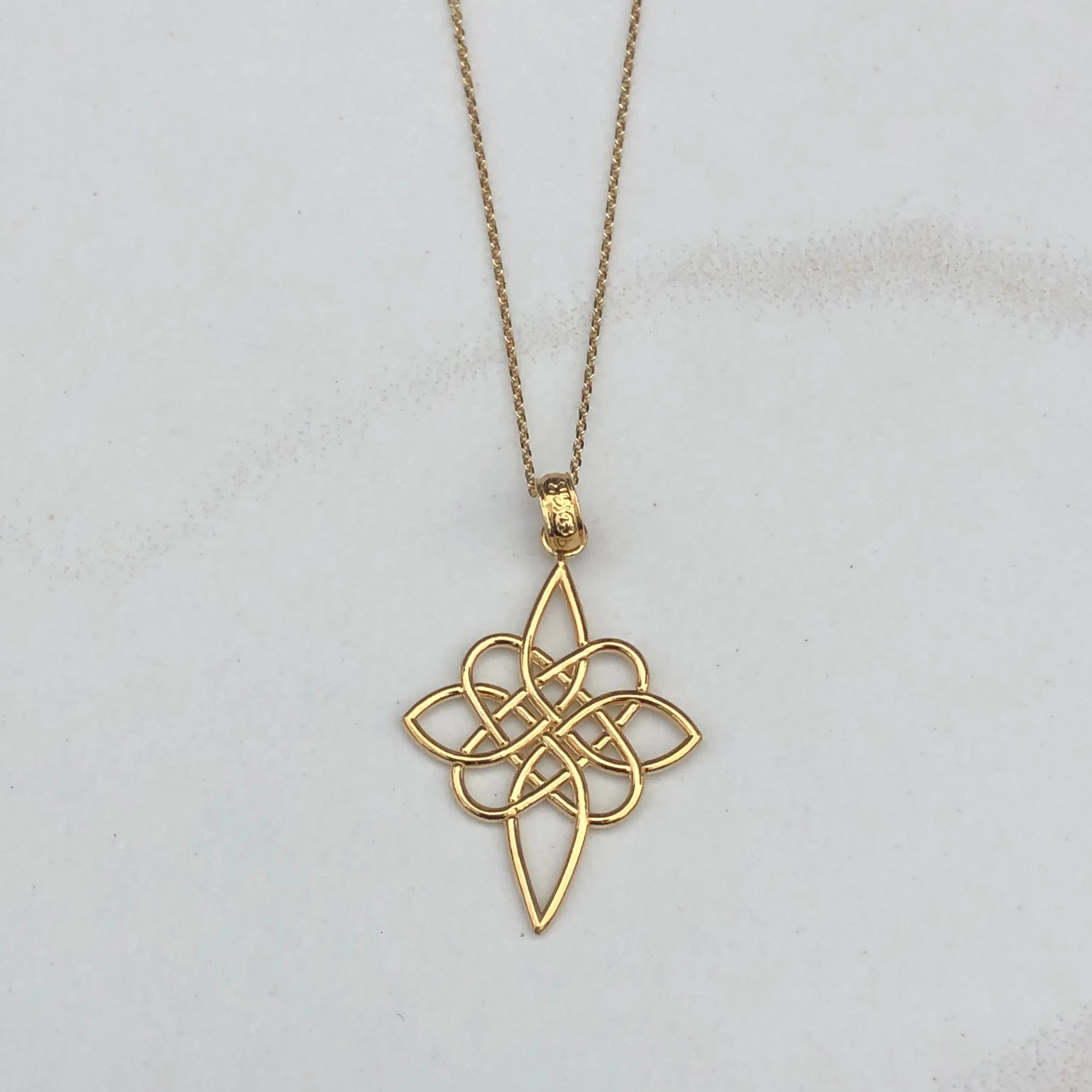 14KT Yellow Gold Celtic Trinity Knot Pendant Charm