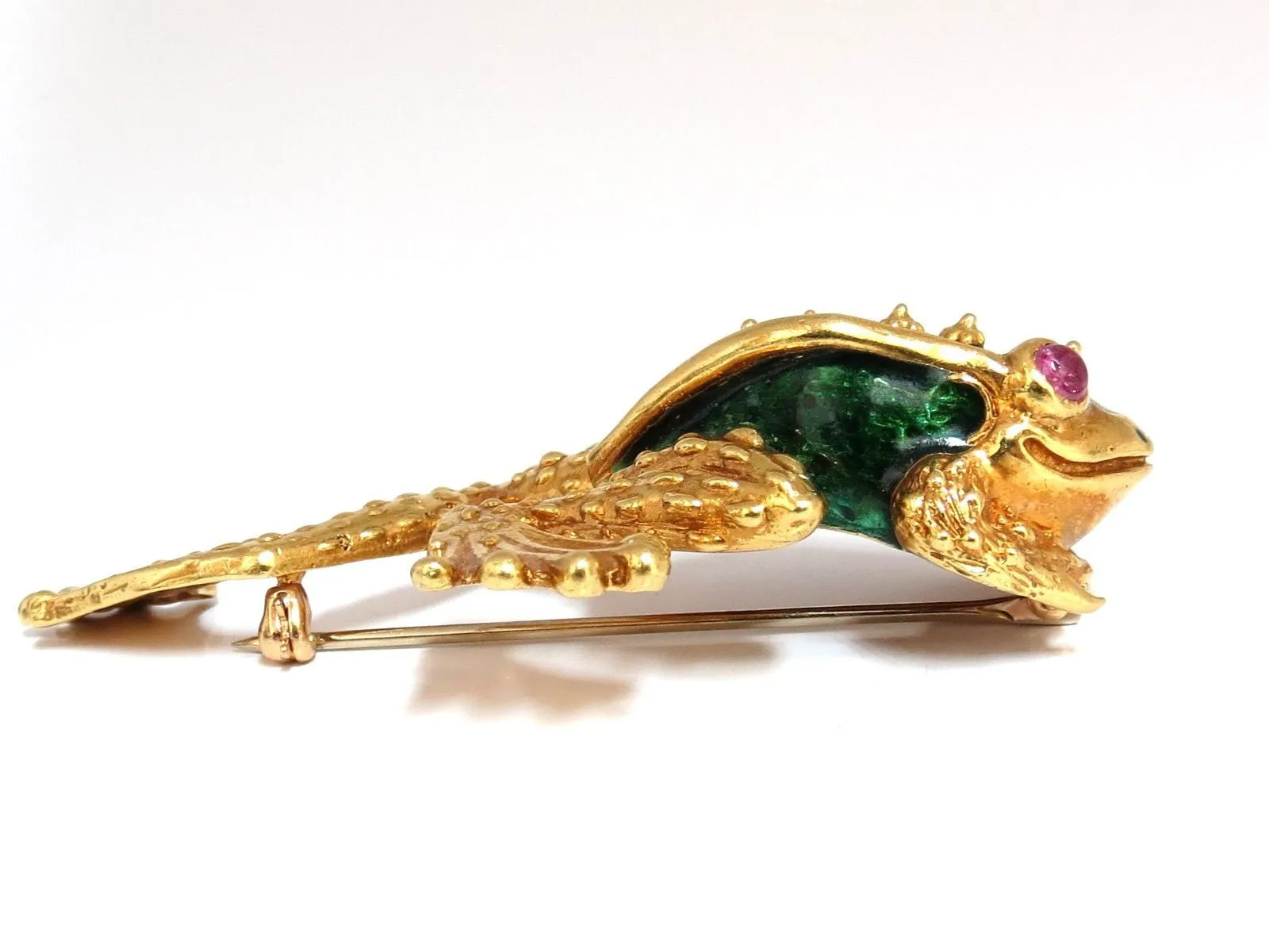 18KT TOAD PIN GREEN ENAMEL INTRICATE DETAIL 3D VINTAGE UNIQUE