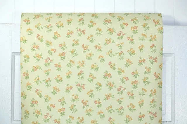 1960s Floral Vintage Wallpaper