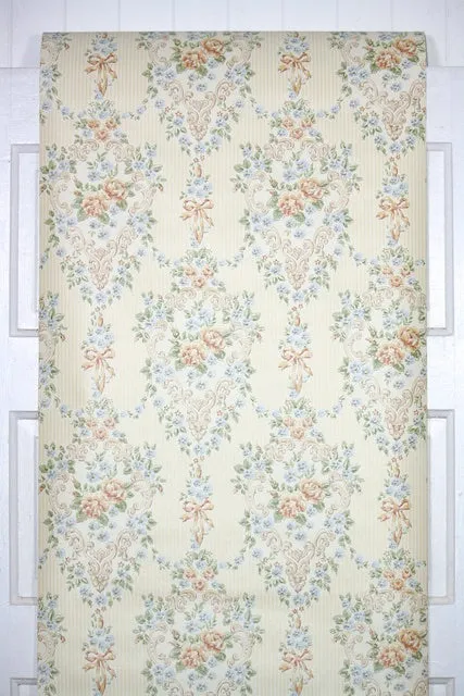 1970s Floral Damask Vintage Wallpaper