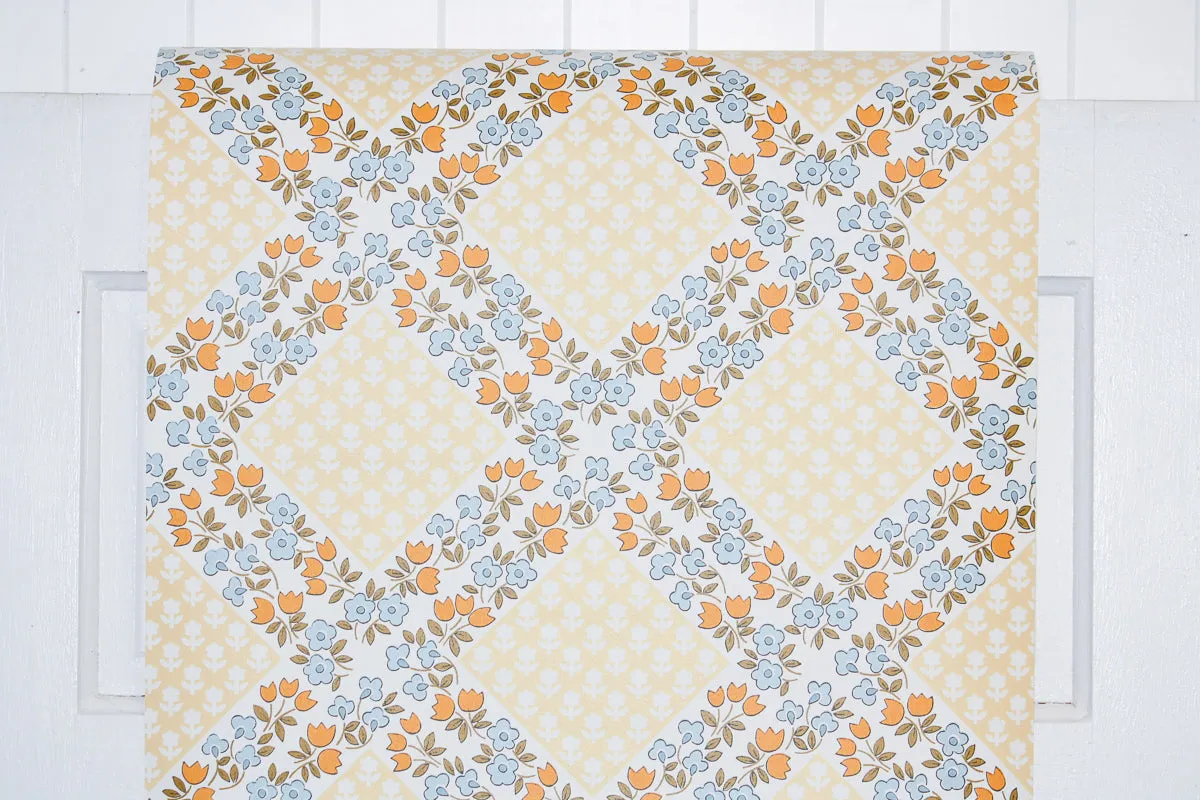 1970s Floral Vintage Wallpaper