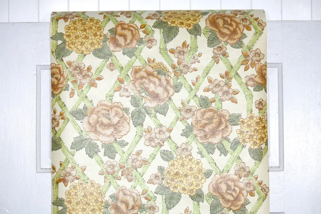 1970s Floral Vintage Wallpaper