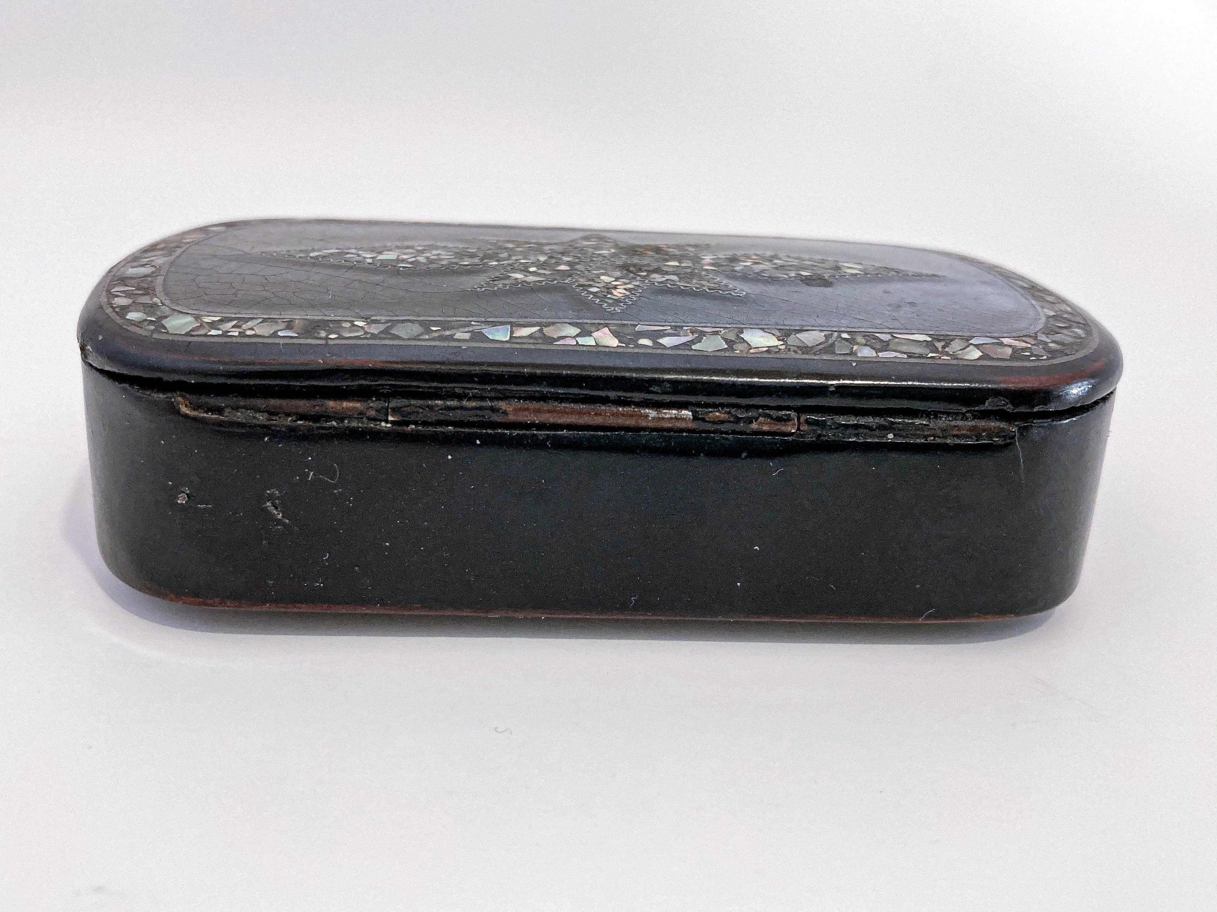 19th Century Antique Abalone Shell Inlay Papier-Mache English Trinket Box