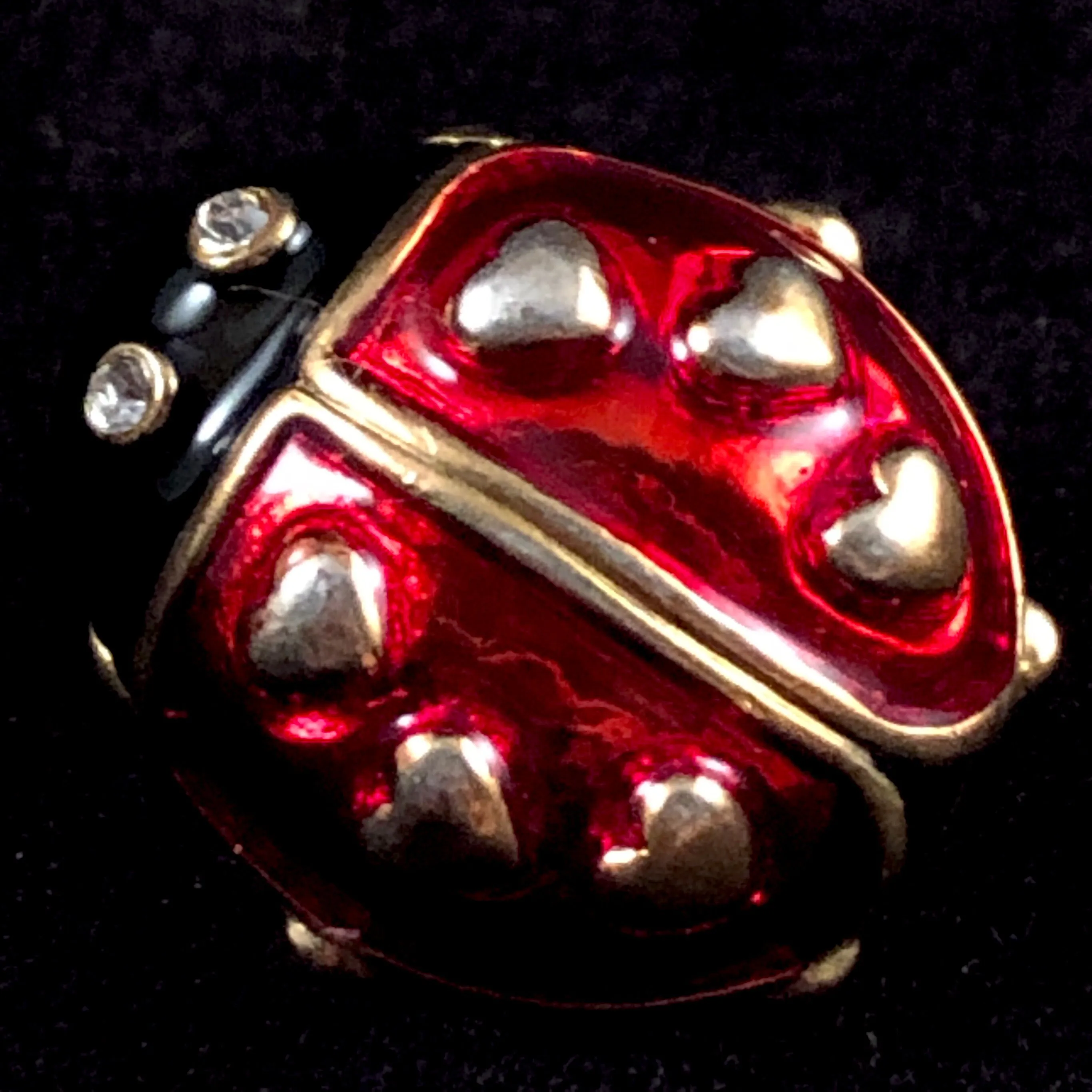 2005 Avon Love Bug Pin