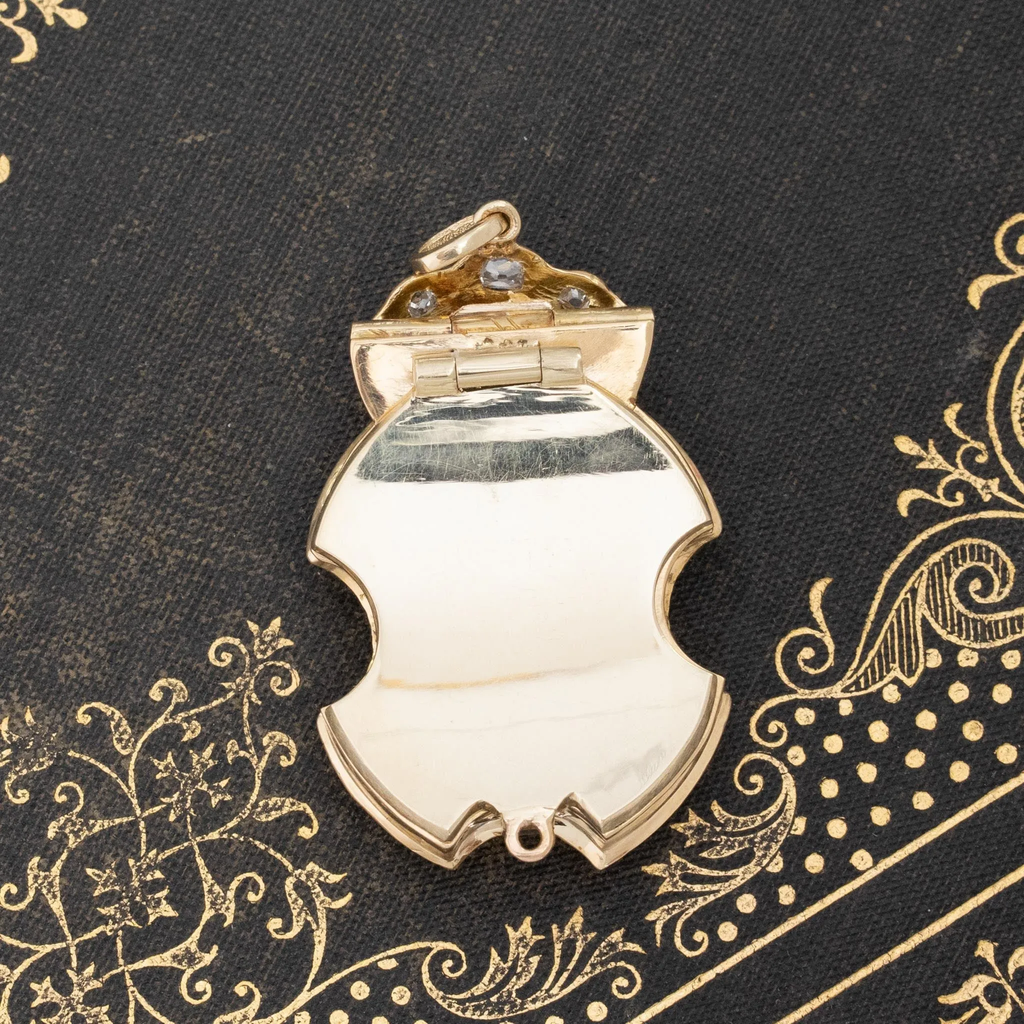 2.50ctw Antique Diamond & Enamel Locket Pendant