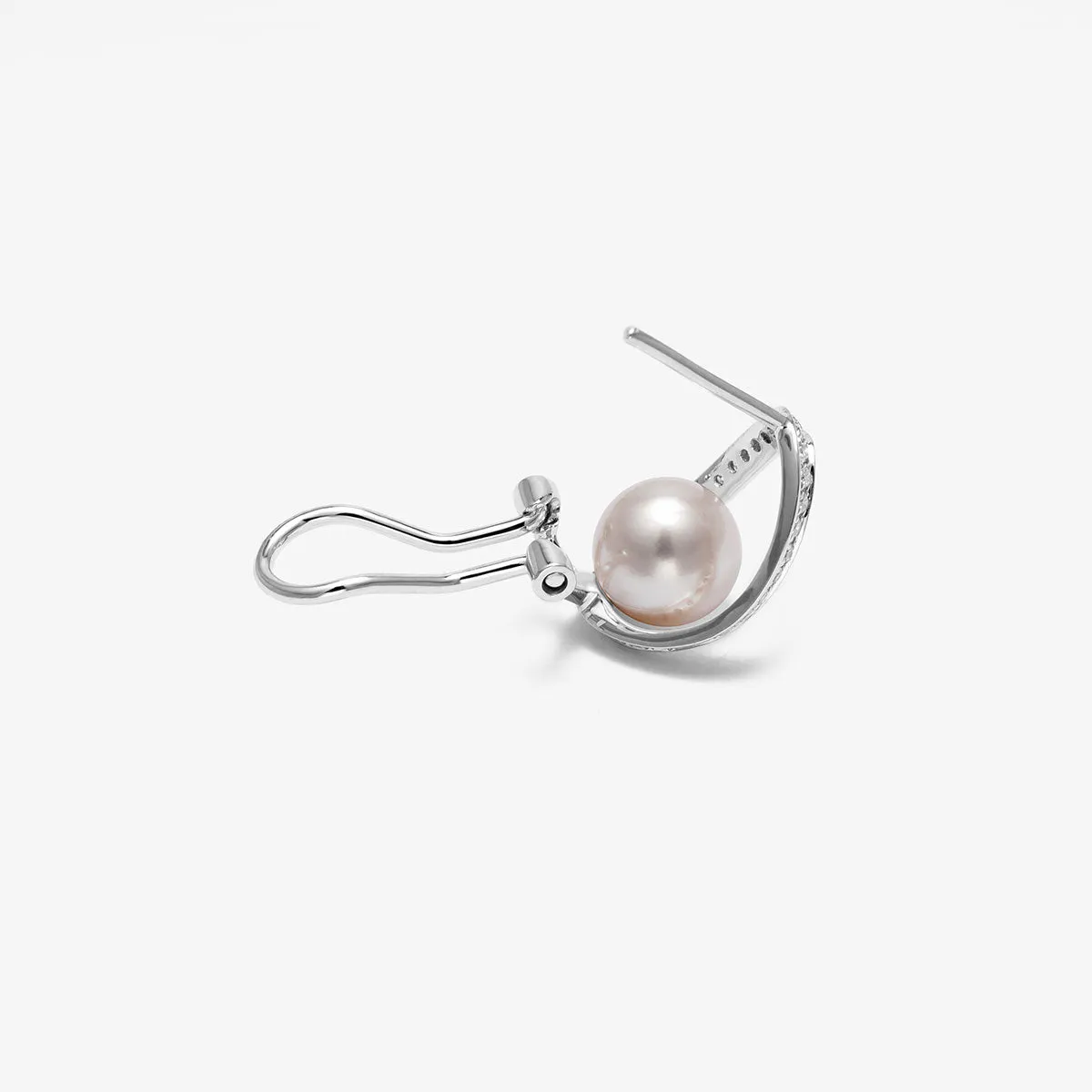 Akoya Pearl 18K White Gold Stand Out Designs Diamonds Stud Earrings
