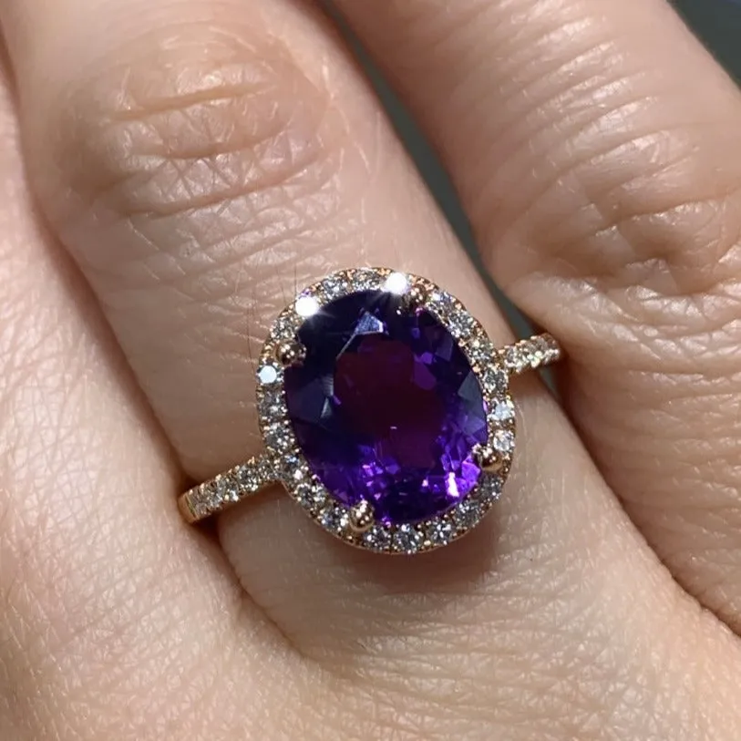 ﻿Amethyst 2.66carat  And Diamond Ring