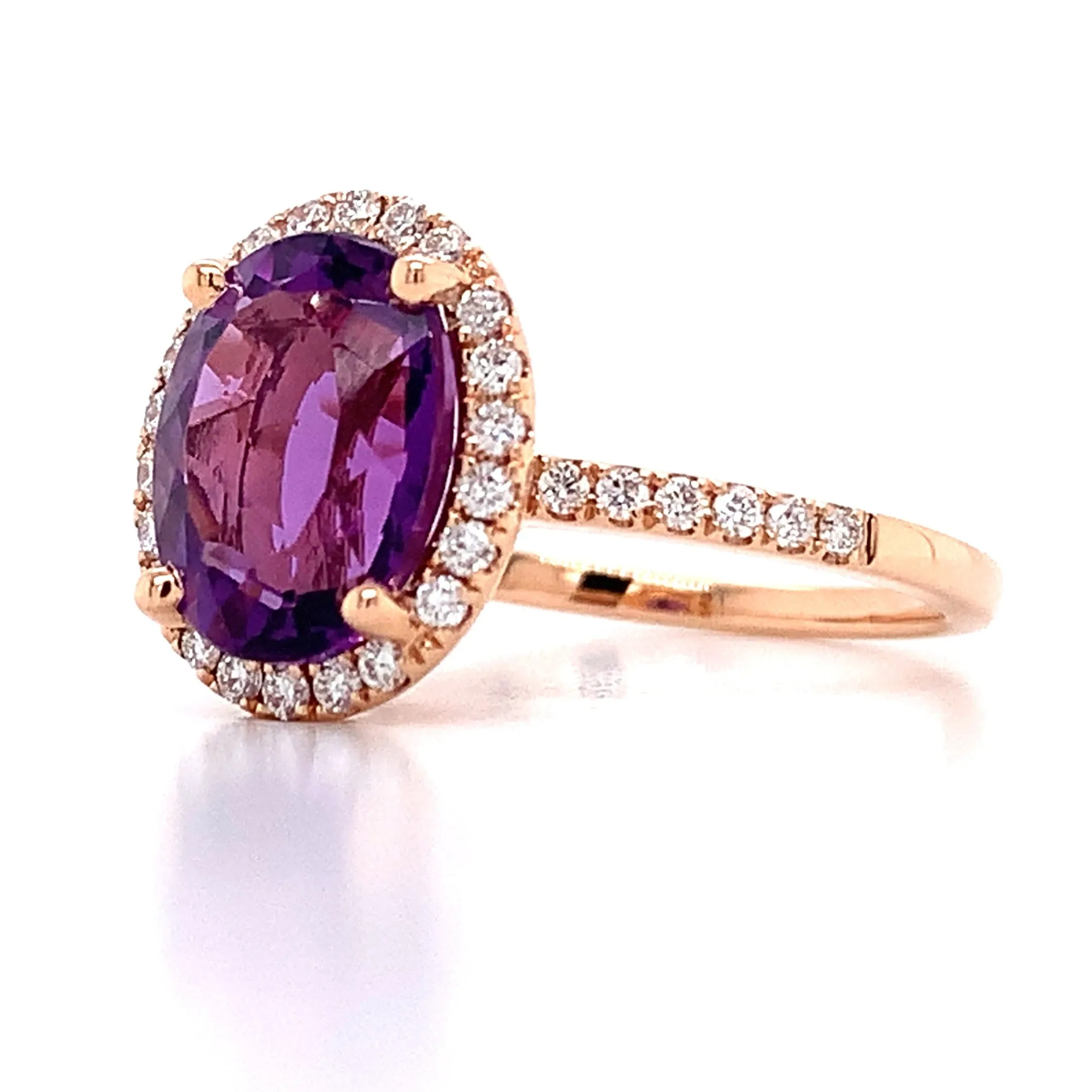 ﻿Amethyst 2.66carat  And Diamond Ring
