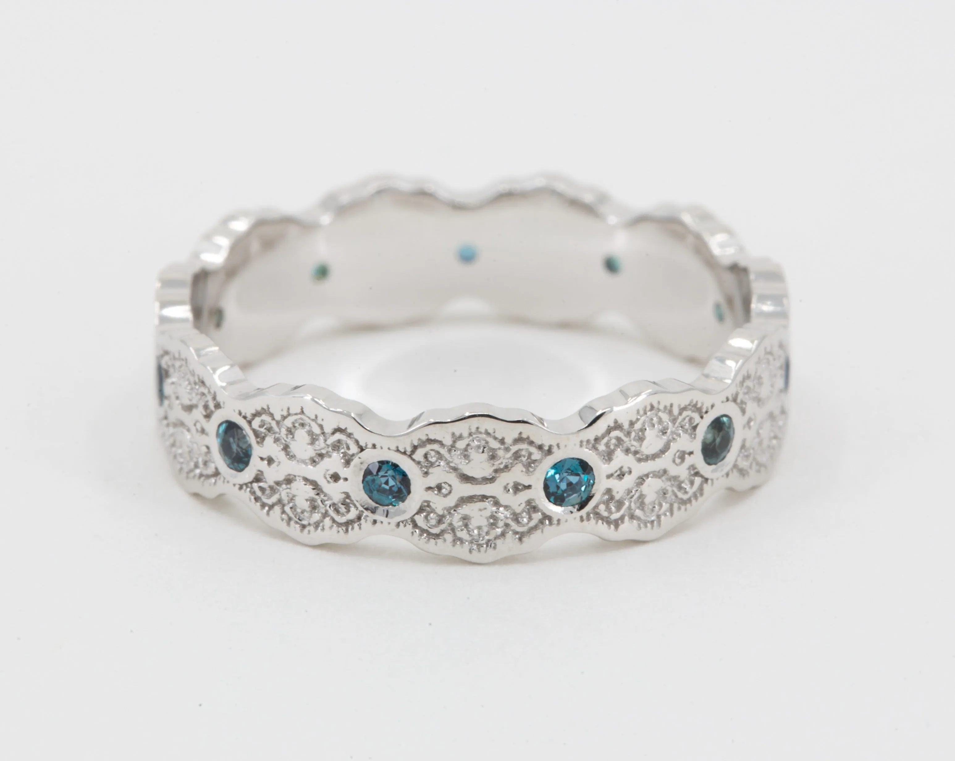 Aria Lace Wedding Ring with Alexandrites in 14k White Gold - Size 5