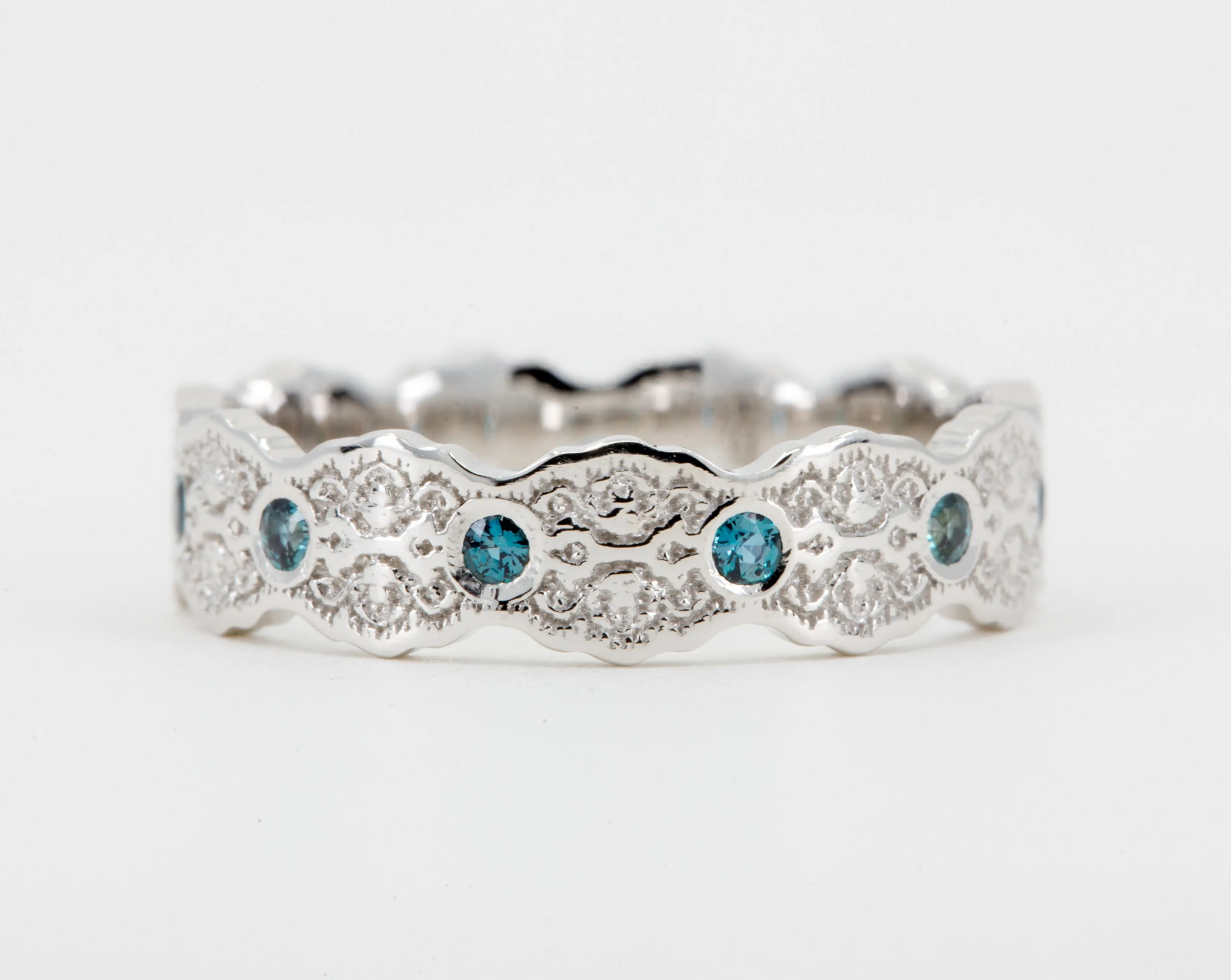Aria Lace Wedding Ring with Alexandrites in 14k White Gold - Size 5