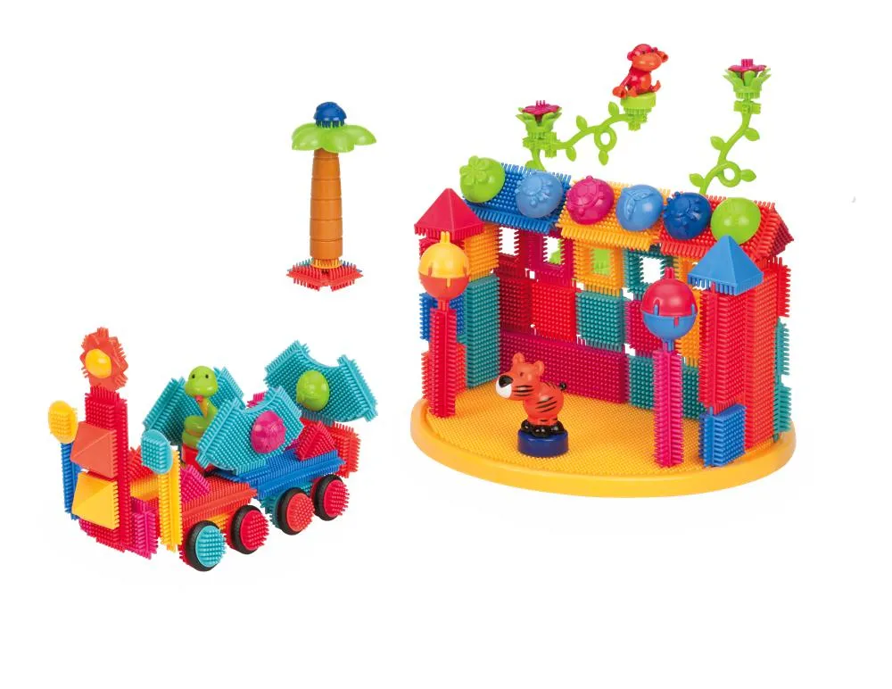 B. Toys Jungle Adventure Bucket 128 Pieces