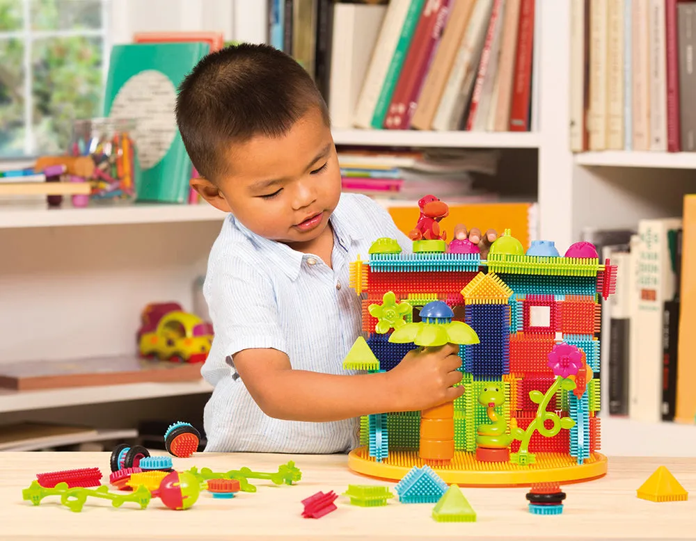 B. Toys Jungle Adventure Bucket 128 Pieces