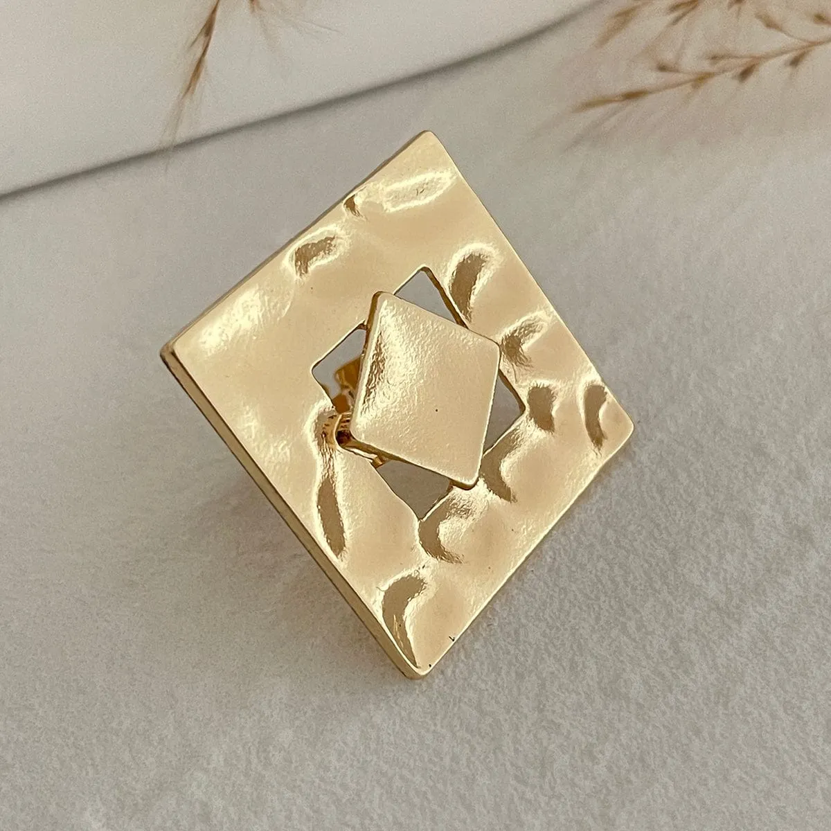 Baroque Textured Round Disk Flower Hollow Oval Square Pearl Ring Set