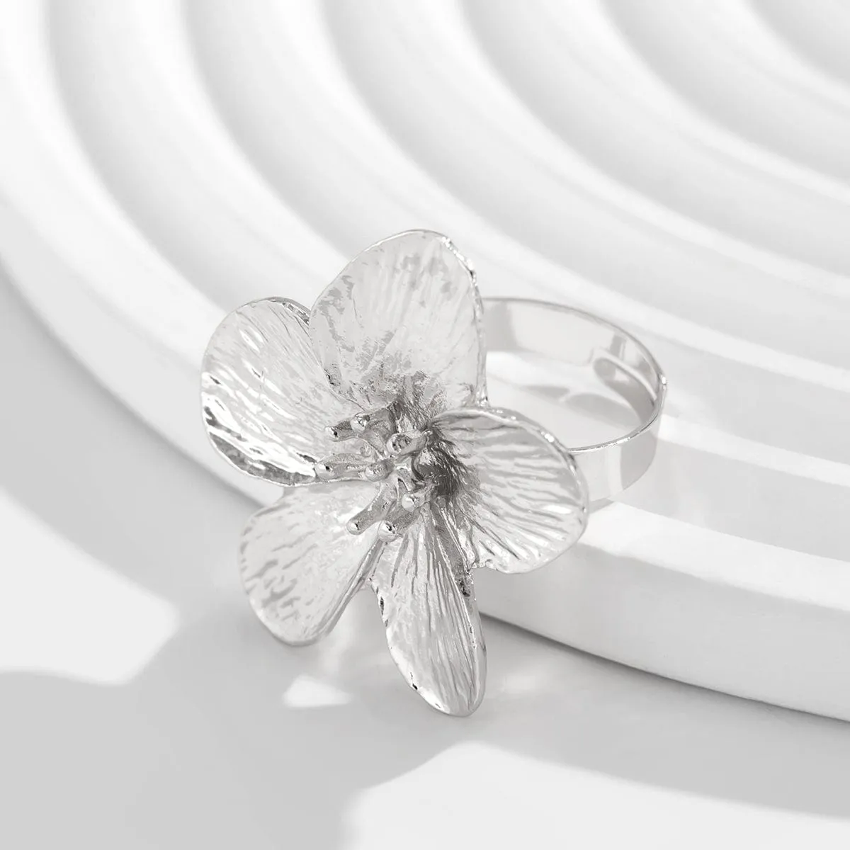 Baroque Textured Round Disk Flower Hollow Oval Square Pearl Ring Set