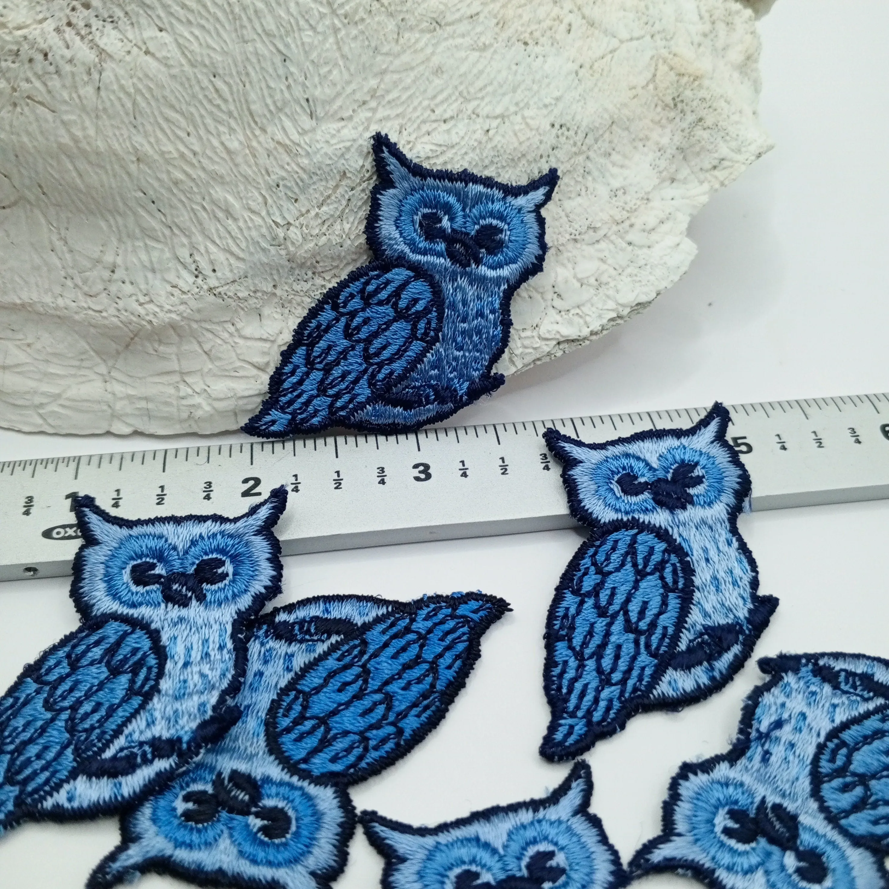 Blue owl appliqué sew on Patches decorative embroidered bird appliques #409