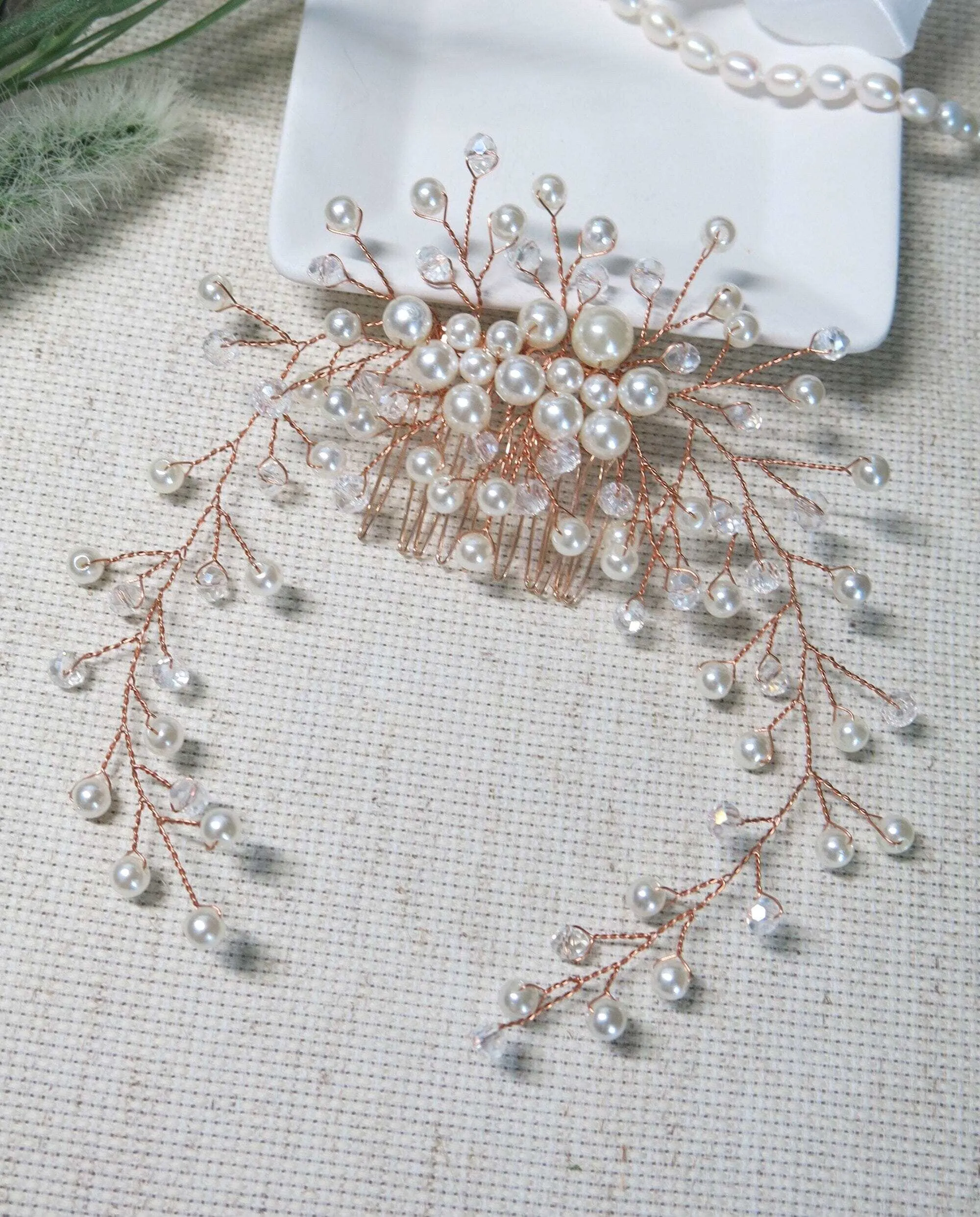 Bridal Pearl Hair Comb, Wedding Hairpiece, Bridal Pearl Head Piece, Hair Vine for Wedding, Large Bridal Hair Piece, Gold Wire Pearl Hairpin