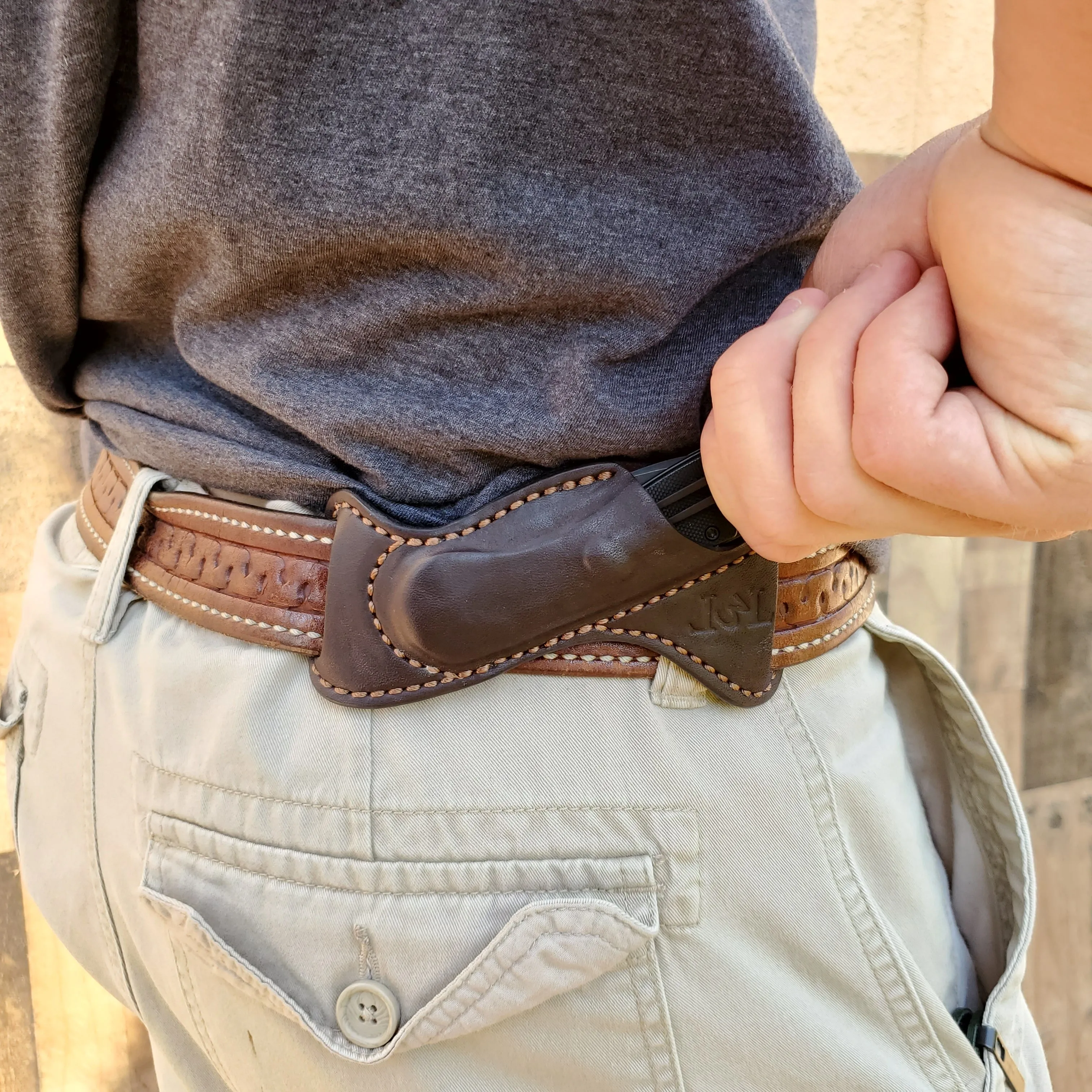 Civivi Elementum with Leather Bishops Scout Carry Sheath