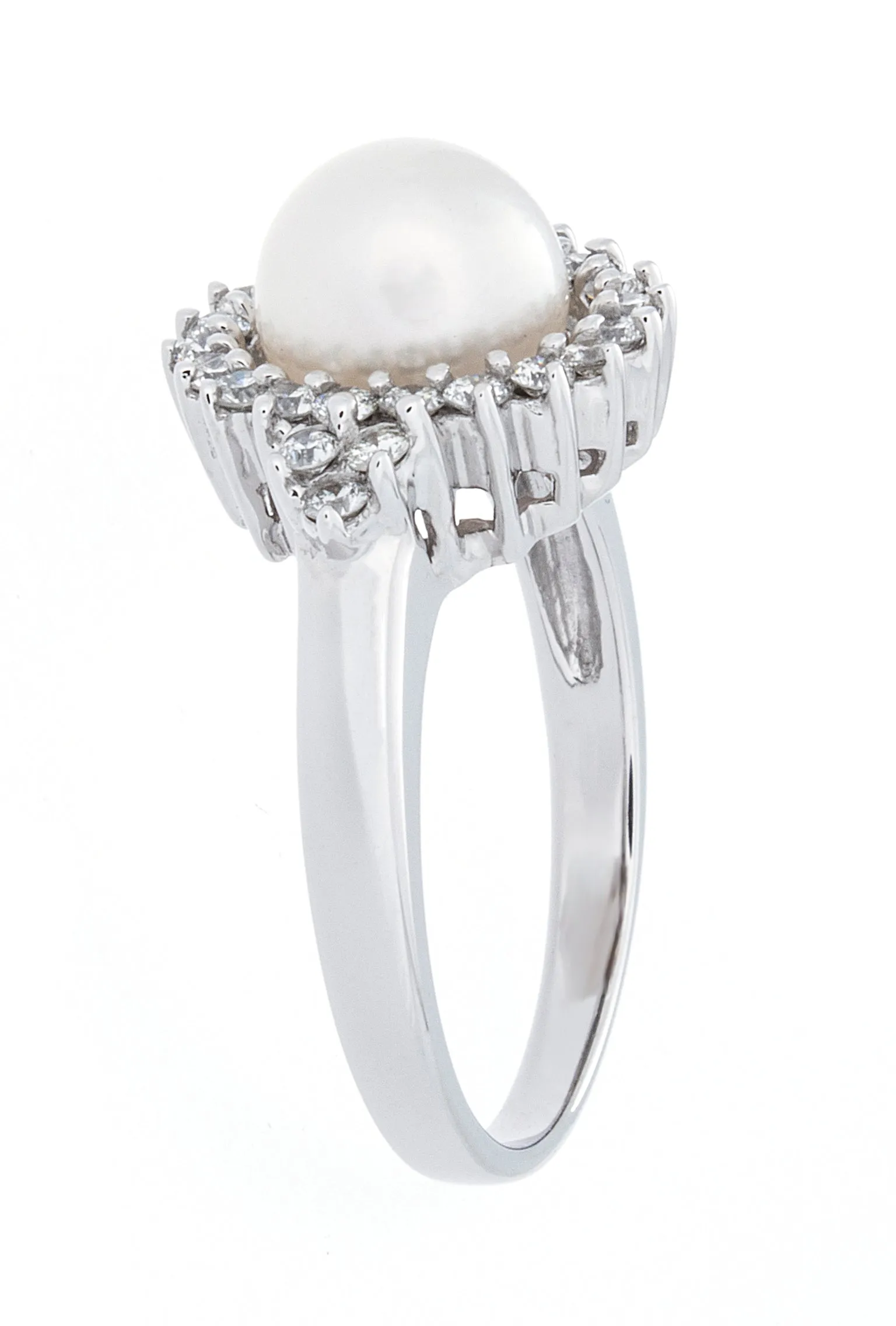 Diamond & Pearl Ring