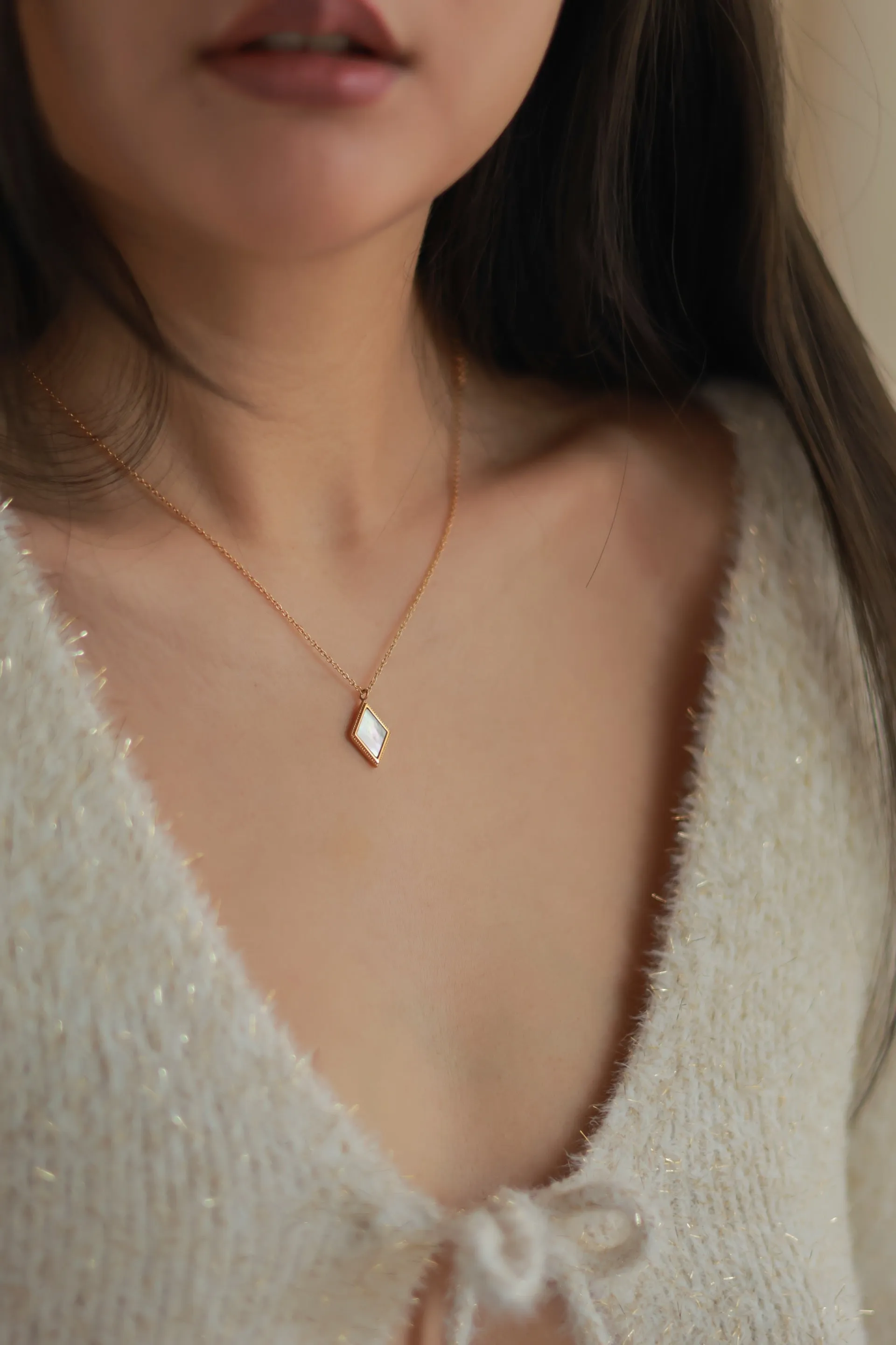 Diamond Shaped Mother of Pearl Necklace