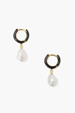 EG-5431 black earrings