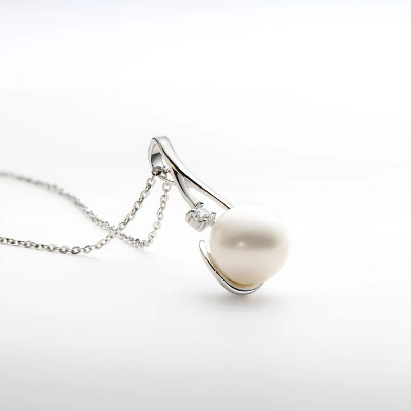 Elegant Sterling Silver Freshwater White 10mm Pearl Necklace
