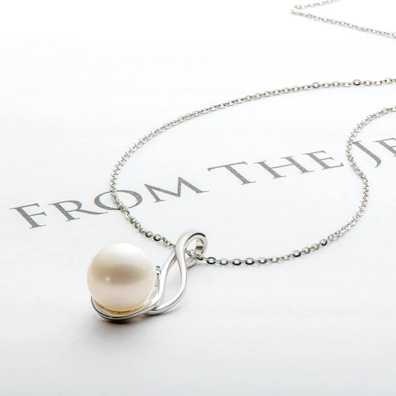 Elegant Sterling Silver Freshwater White 10mm Pearl Necklace