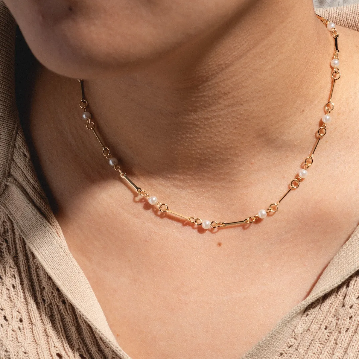Floating Pearl Necklace