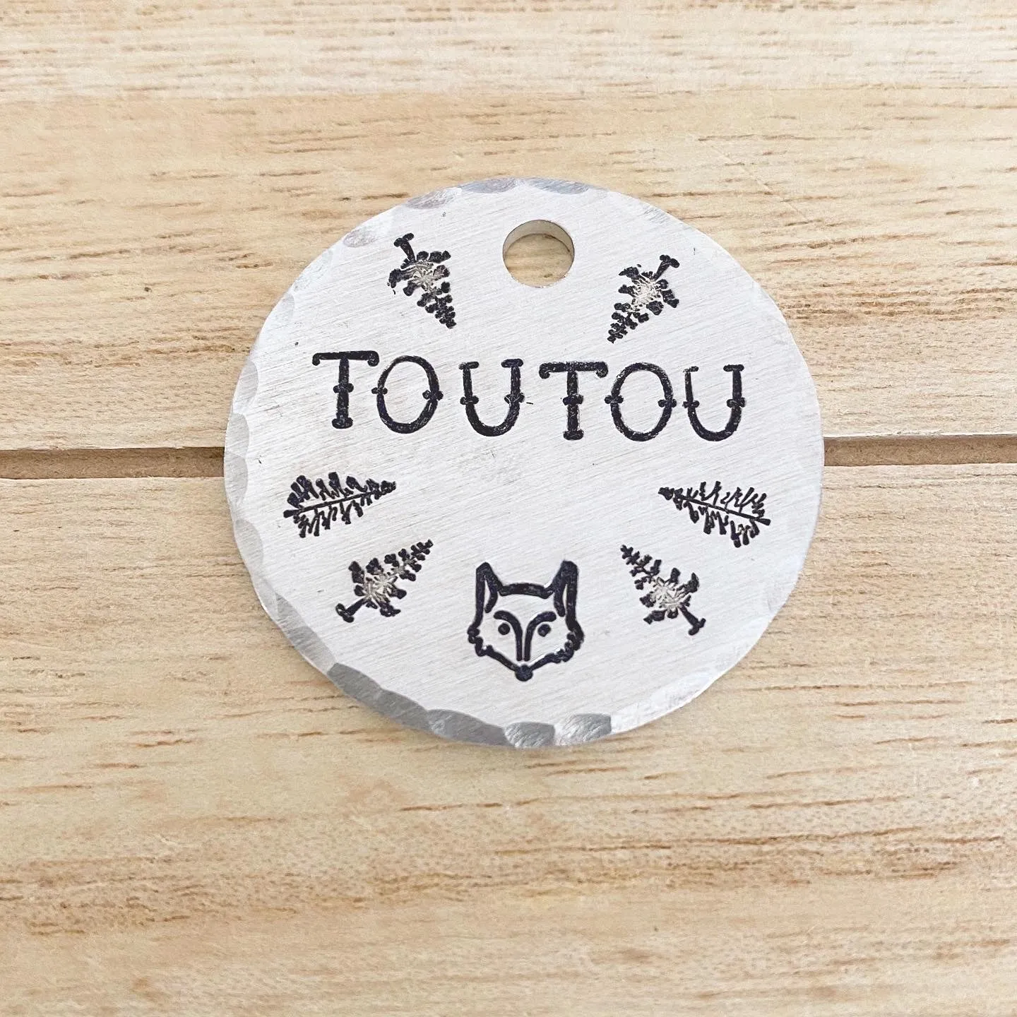 Foxy - Simple Style