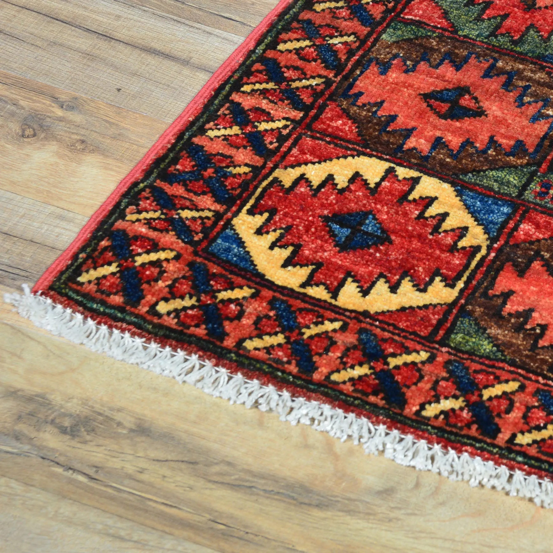Hand-Knotted Ersari Elephant Feet Design Handmade Wool Rug (Size 4.0 X 5.8) Cwral-8127
