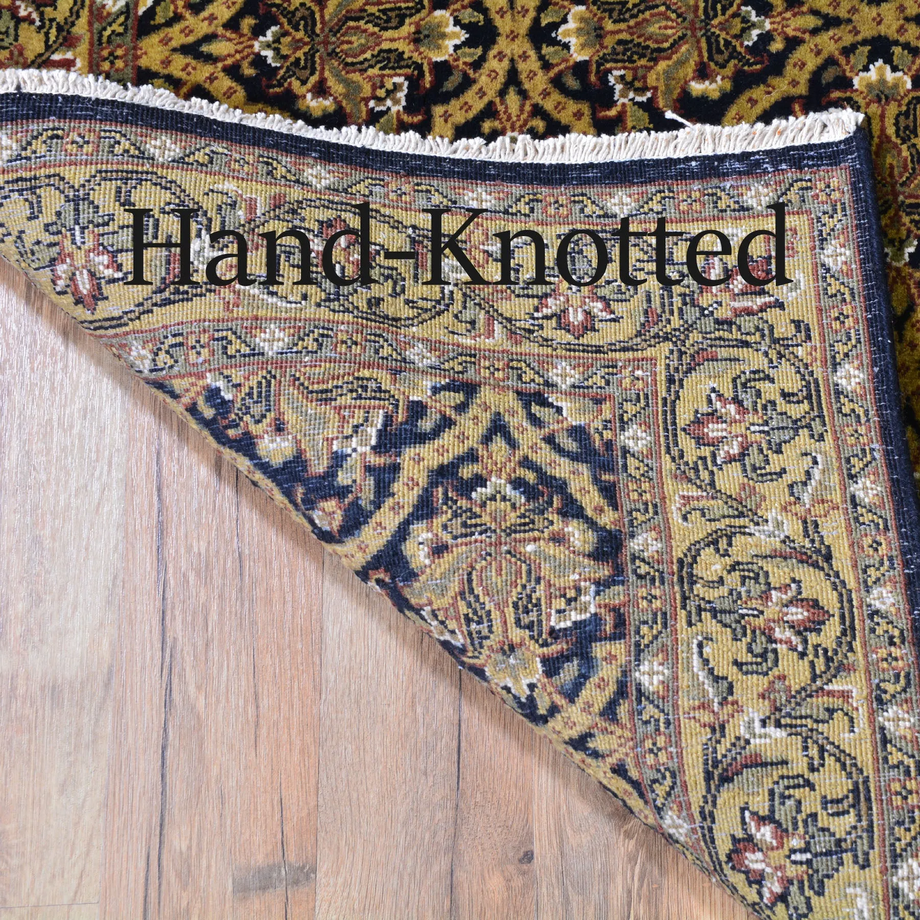 Hand-Knotted Fine  100% Wool Handmade Traditional Design rug  (Size 2.7 X 7.10) Cwral-2775