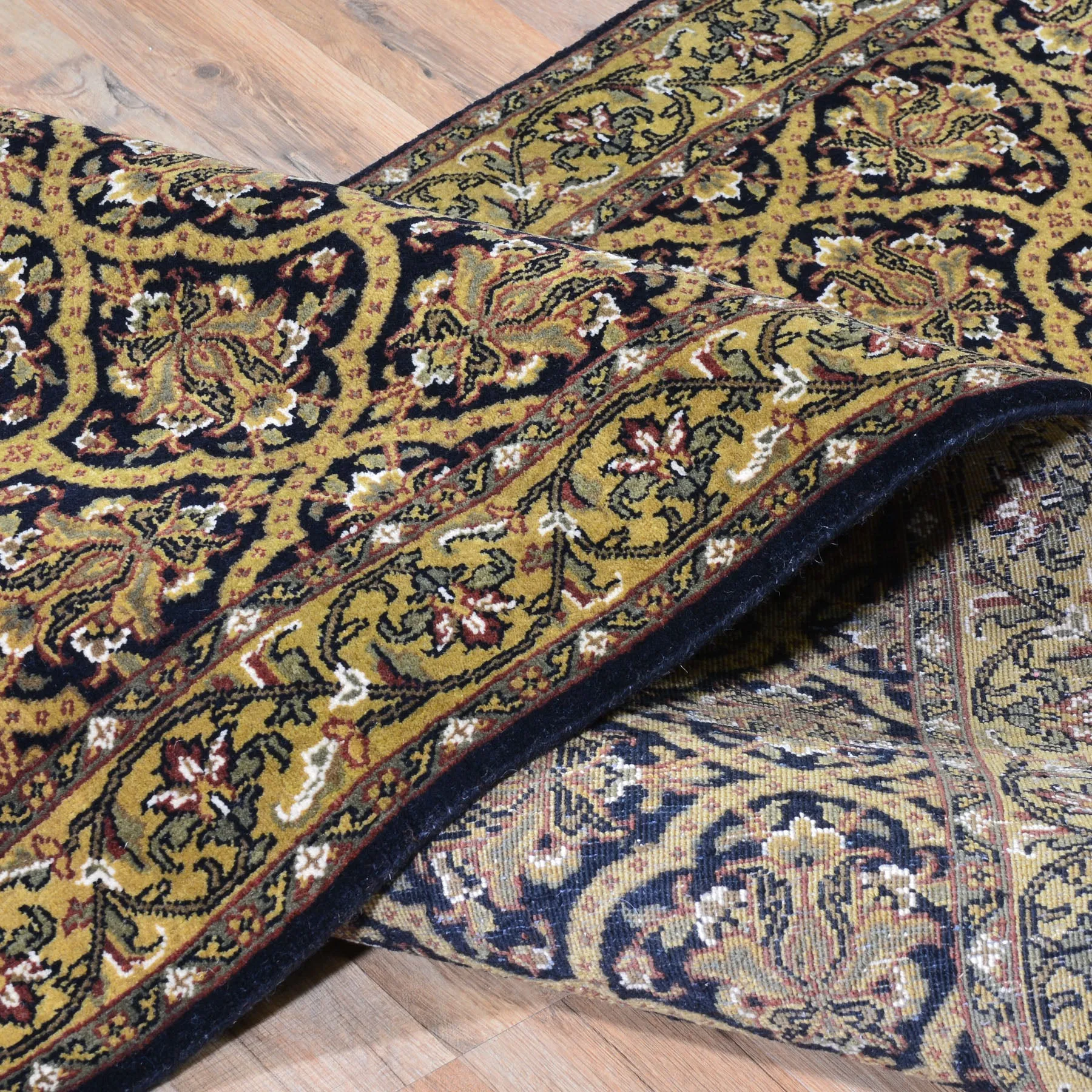 Hand-Knotted Fine  100% Wool Handmade Traditional Design rug  (Size 2.7 X 7.10) Cwral-2775