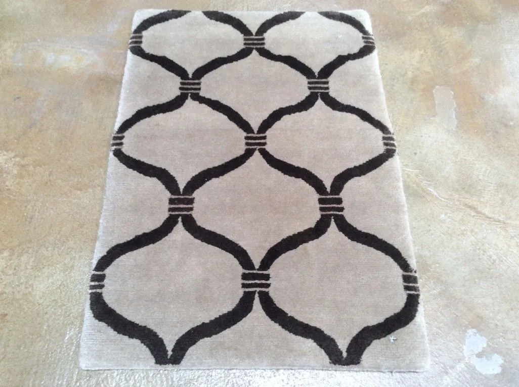 Hand-Knotted Nepali Design Handmade Modern Wool Rug (Size 2.0 X 3.0) Brrsf-1707
