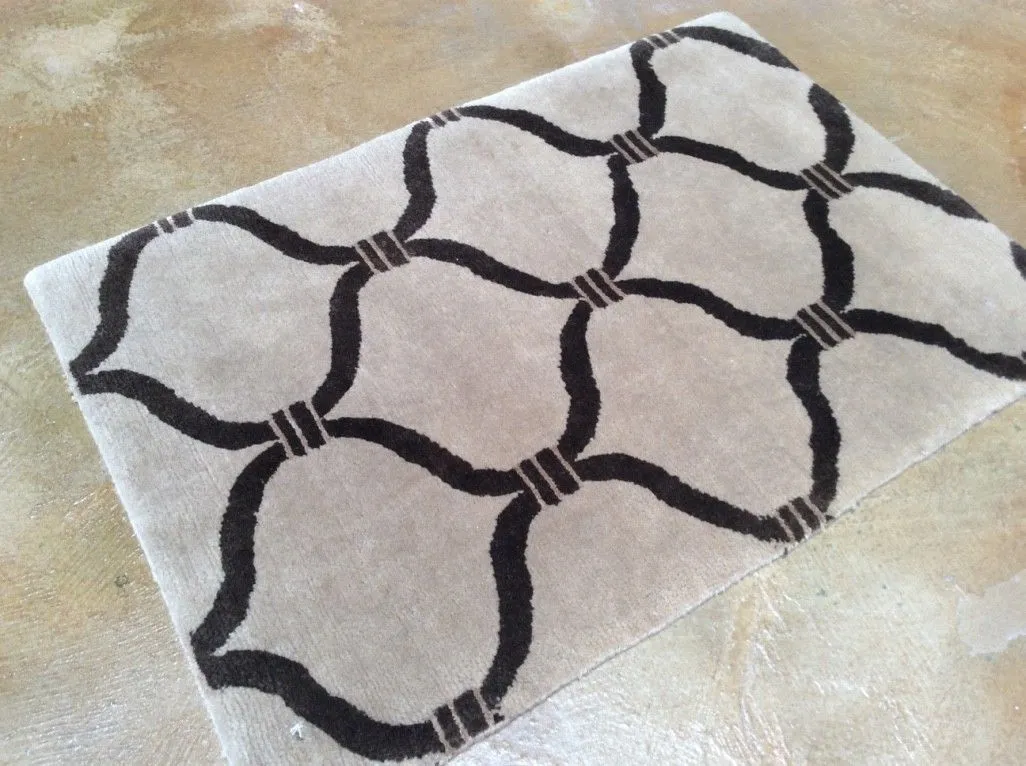 Hand-Knotted Nepali Design Handmade Modern Wool Rug (Size 2.0 X 3.0) Brrsf-1707