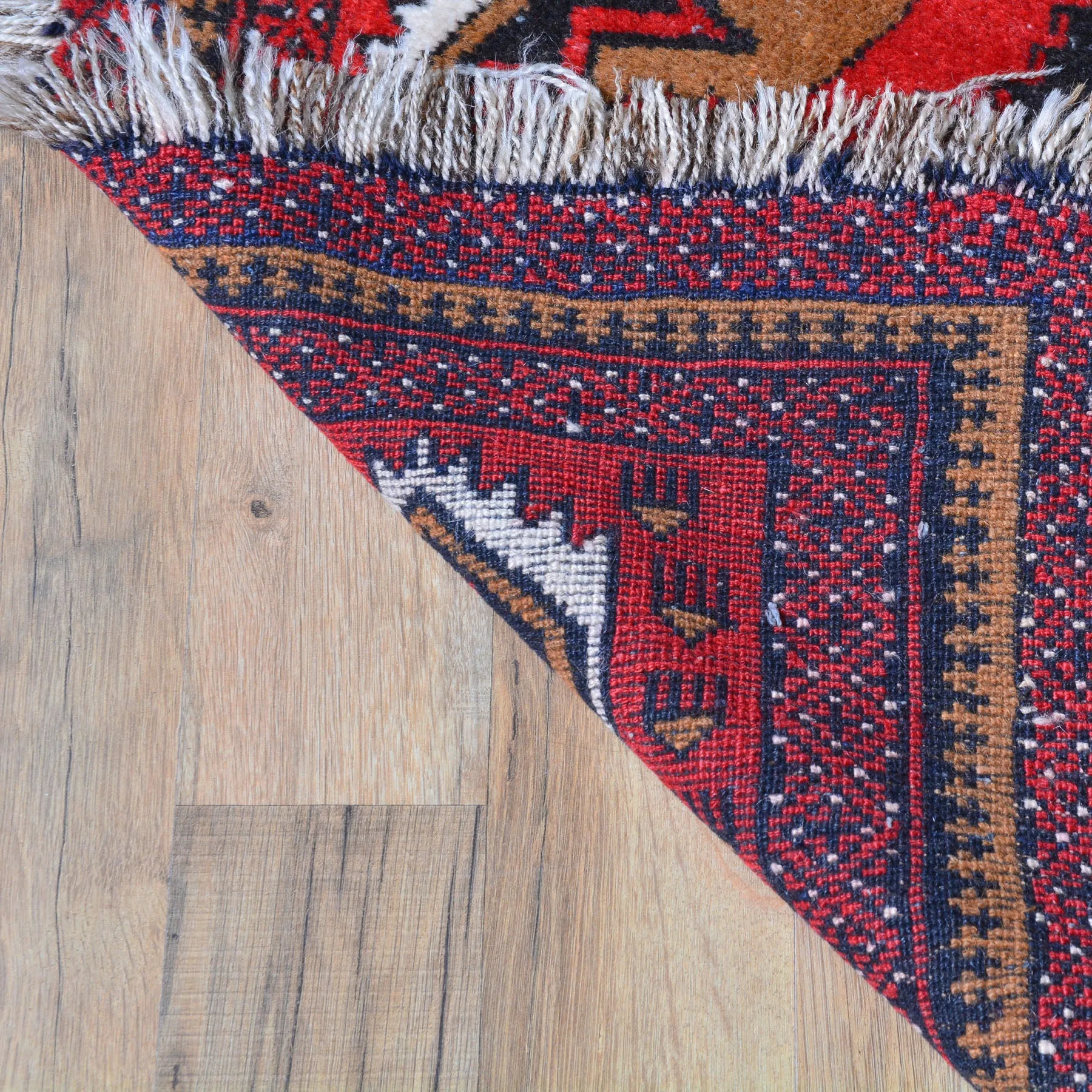 Hand-Knotted Vintage Baluch Tribal Design Handmade Wool Rug (Size 2.9 X 4.8) Cwral-4722