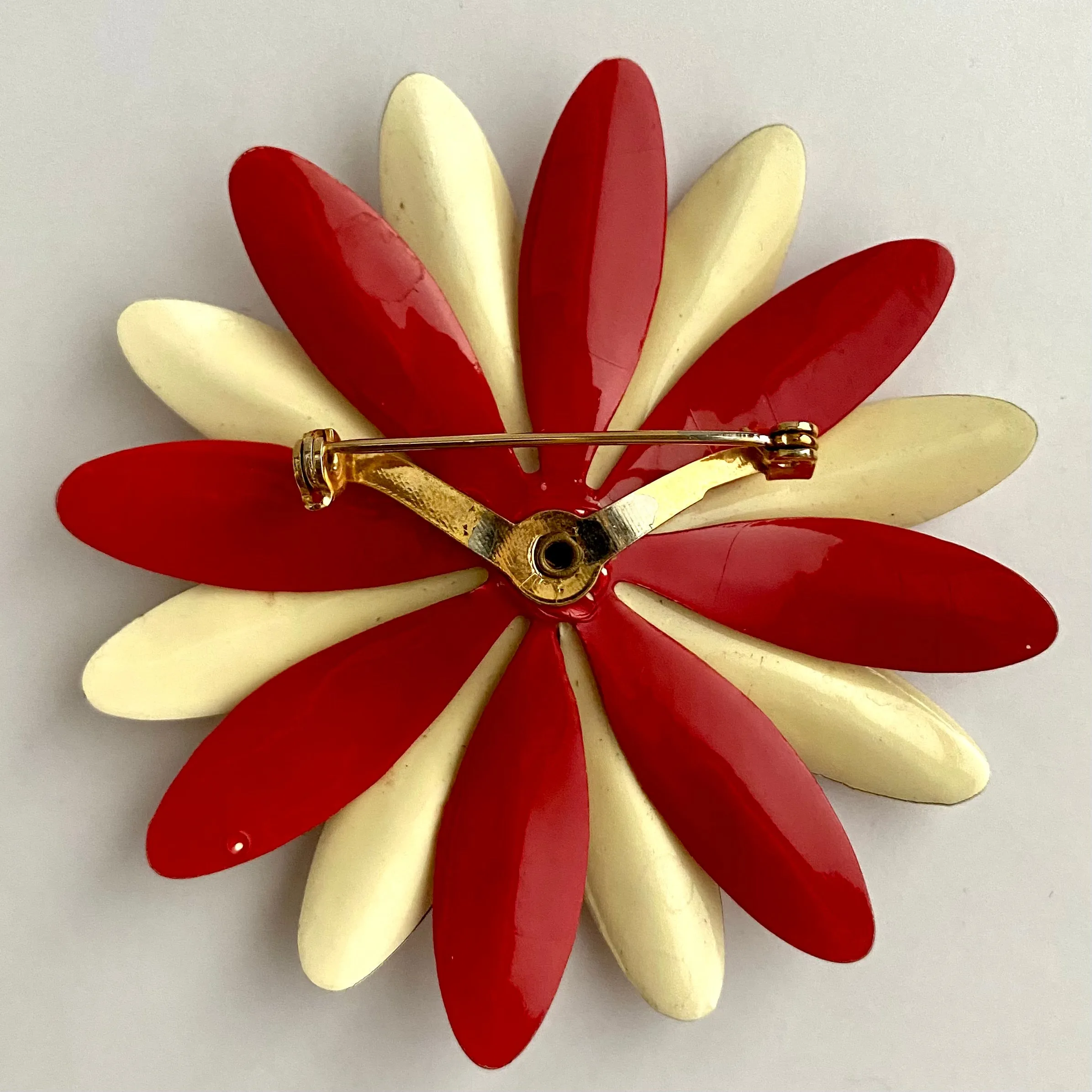 Late 60s/ Early 70s Enamel Flower Brooch