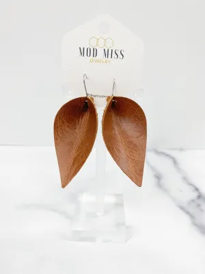Leather Petal Earring ''Worn Brown''