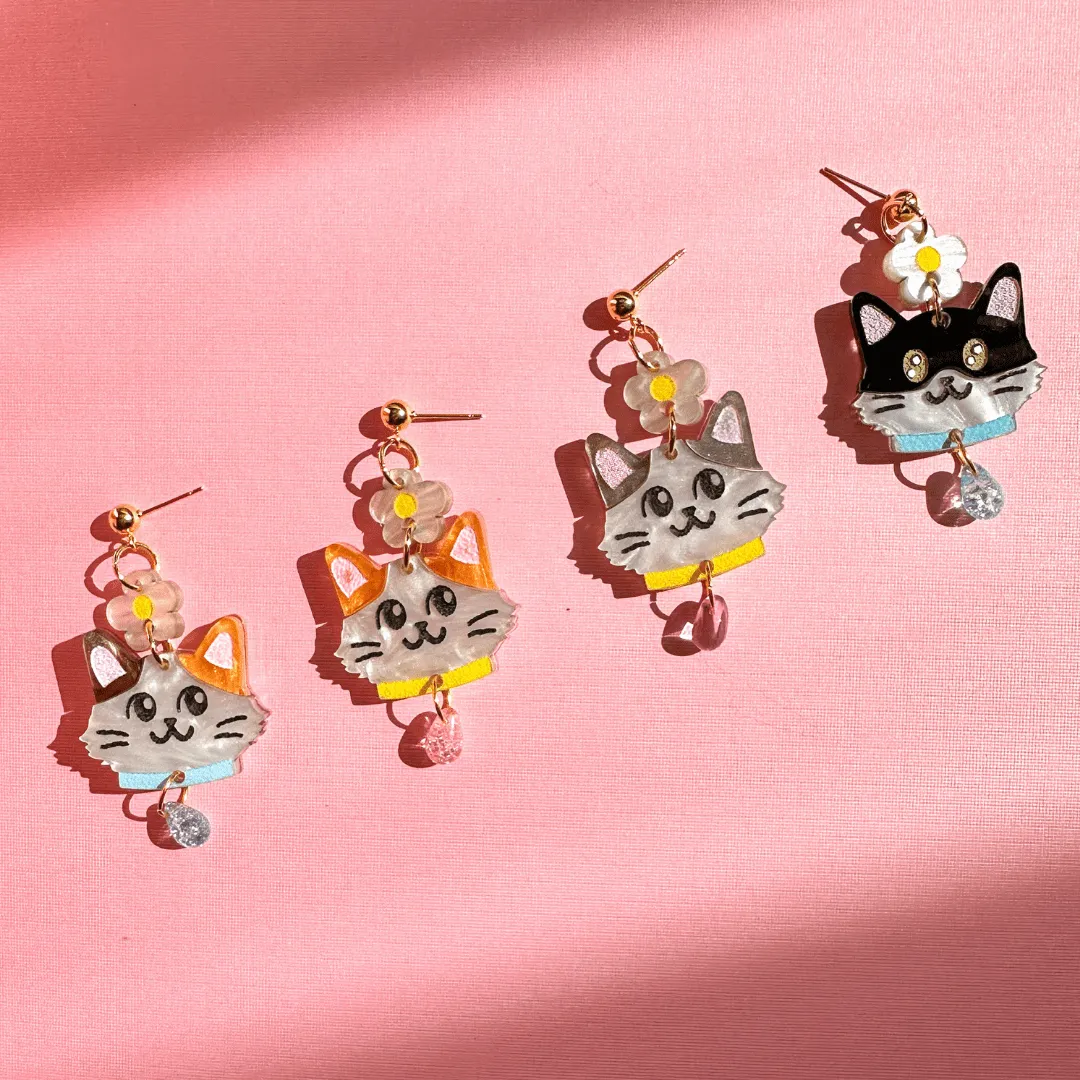 Little Daisy Cat Dangle (SINGLE)