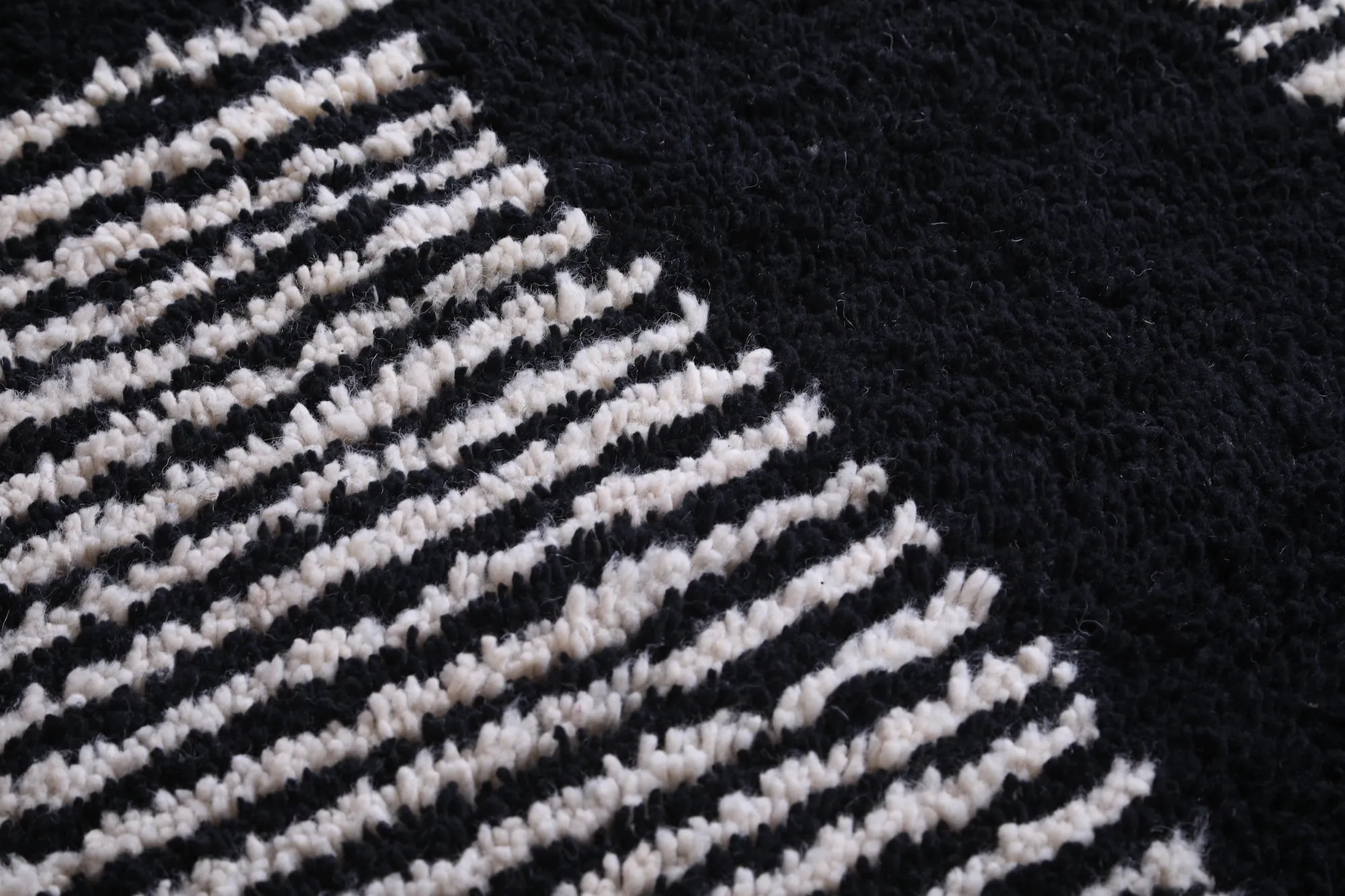Moroccan area rug - Custom Berber rug - Azilal rug