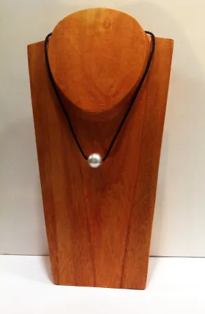 "One Love" Sliding South Sea Pearl Necklace