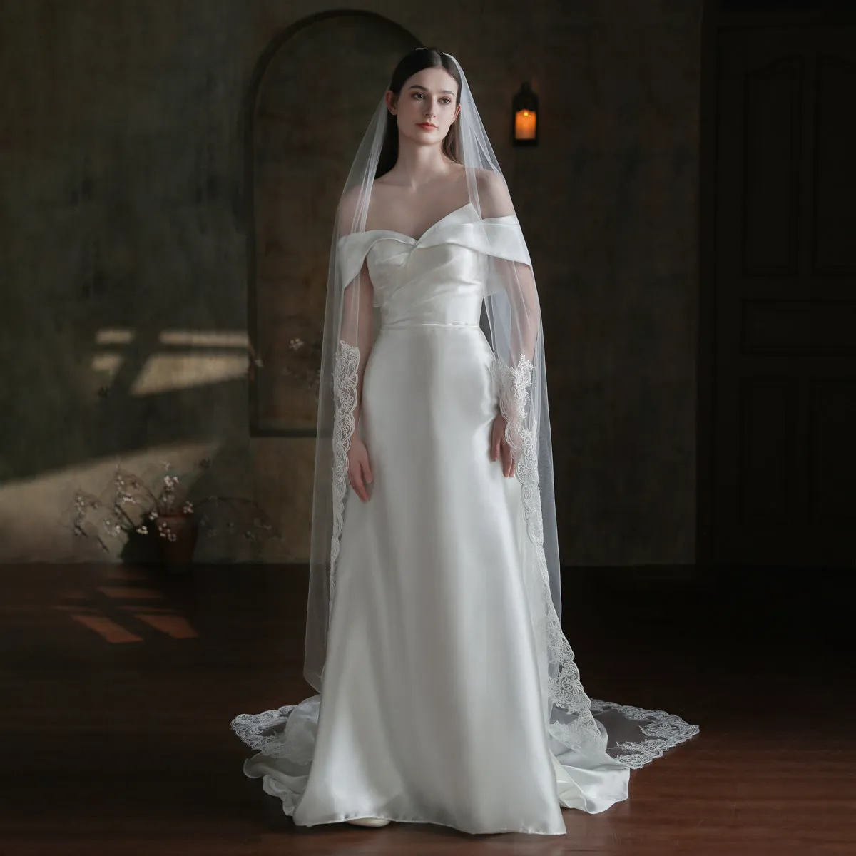 Roycebridal Vintage Lace Long Mantilla Veil Viniodress V860