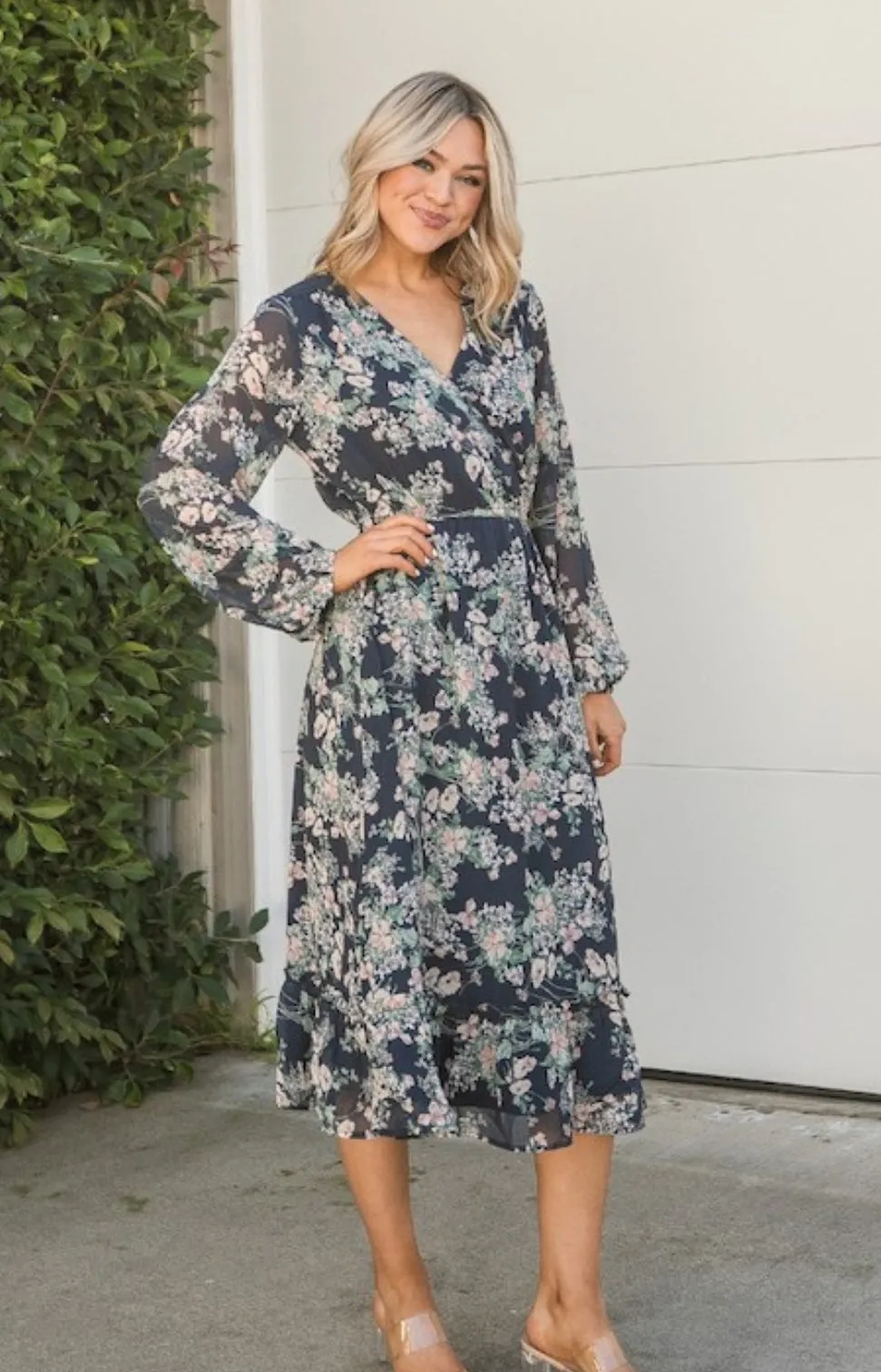 Sidney Navy Floral  * on sale