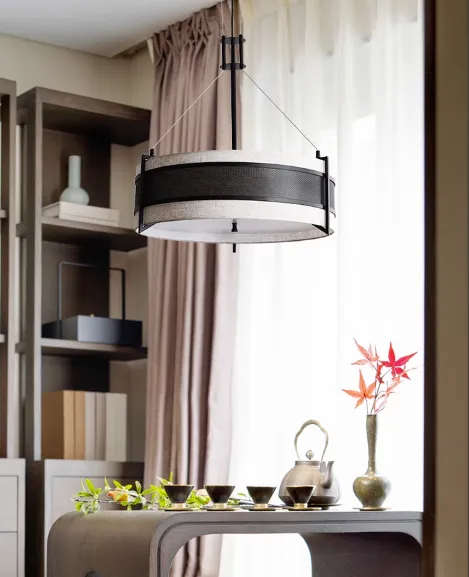 Simple Doris Chandelier