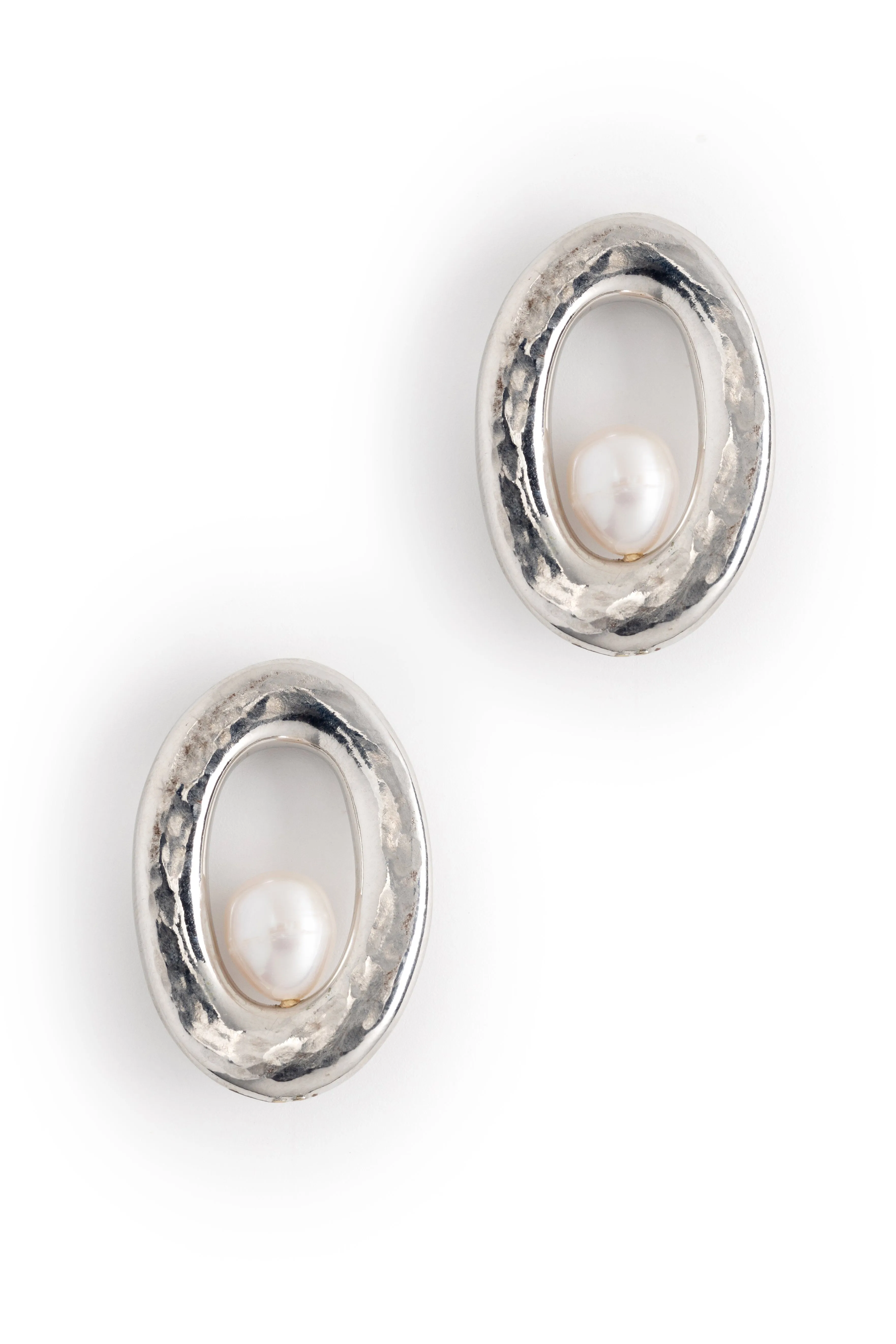 Thick Oval Pearl Cradle Earrings