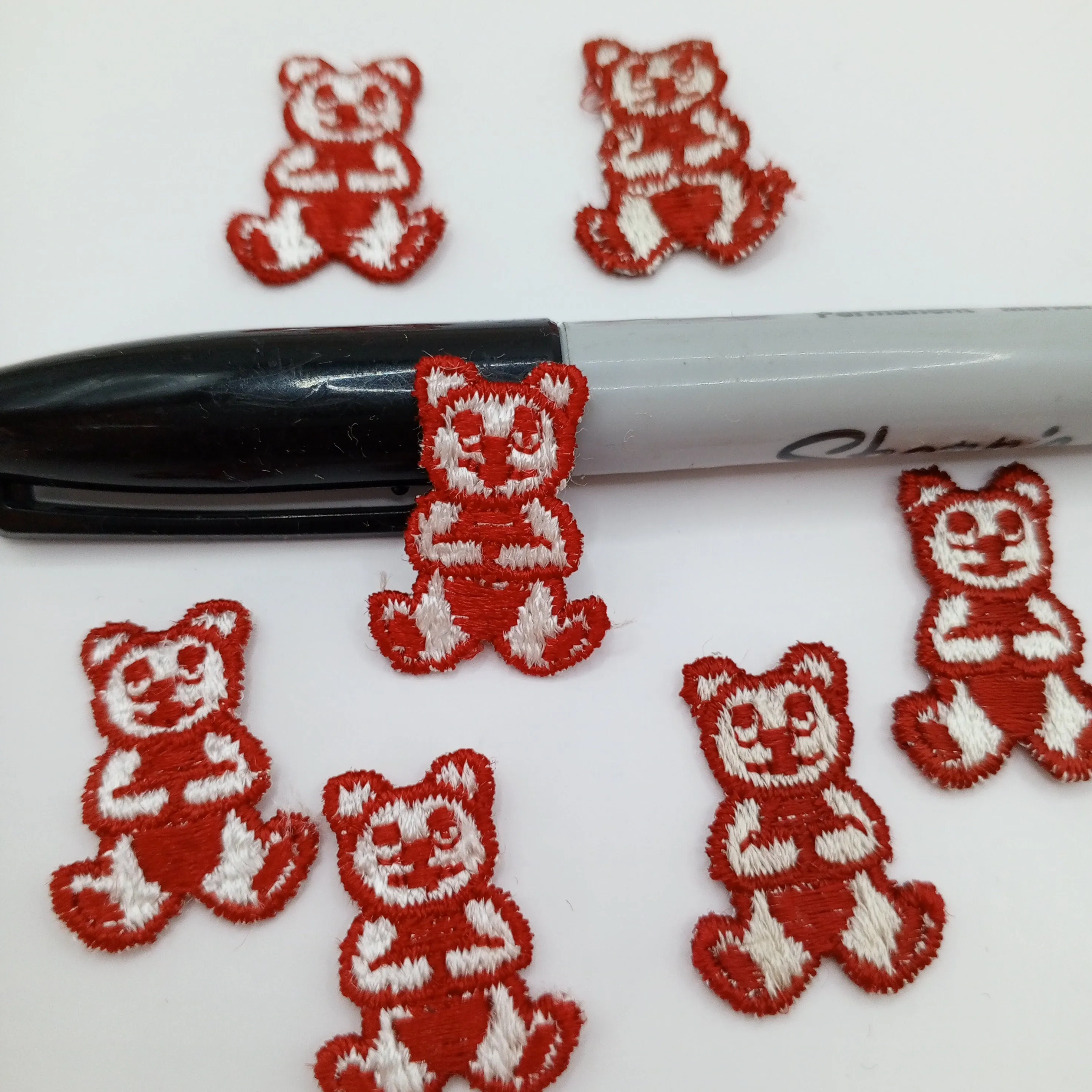 Tiny Red white Teddy bear sewing appliqué Small patches #472