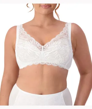Triumph Essential Lace Wire-free Bra - White