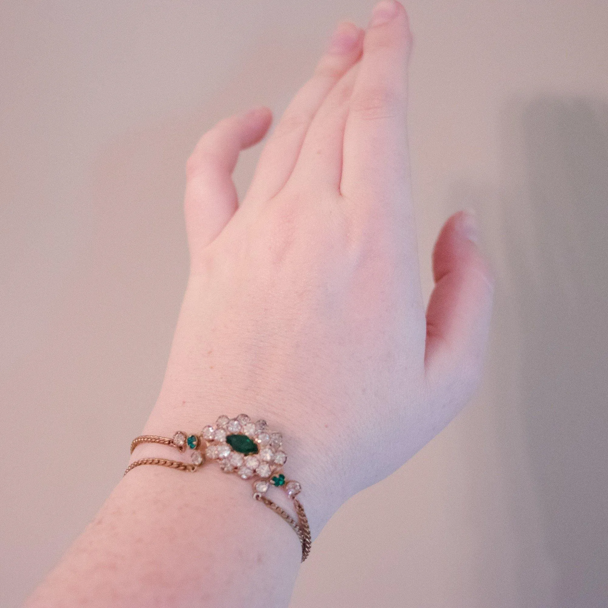 Vintage 1940s Gilt Bracelet with Diamante and Emerald Green Crystals