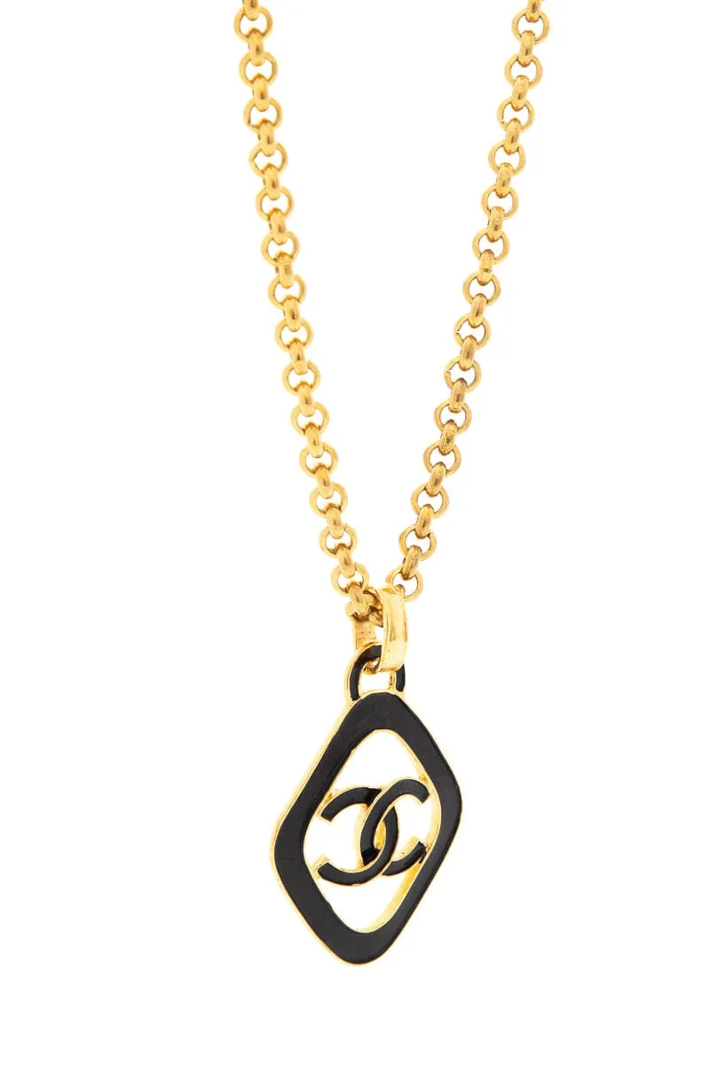 Vintage 1993 Chanel Black Enamel & 24kt Gold Plated Bijou Chain Necklace