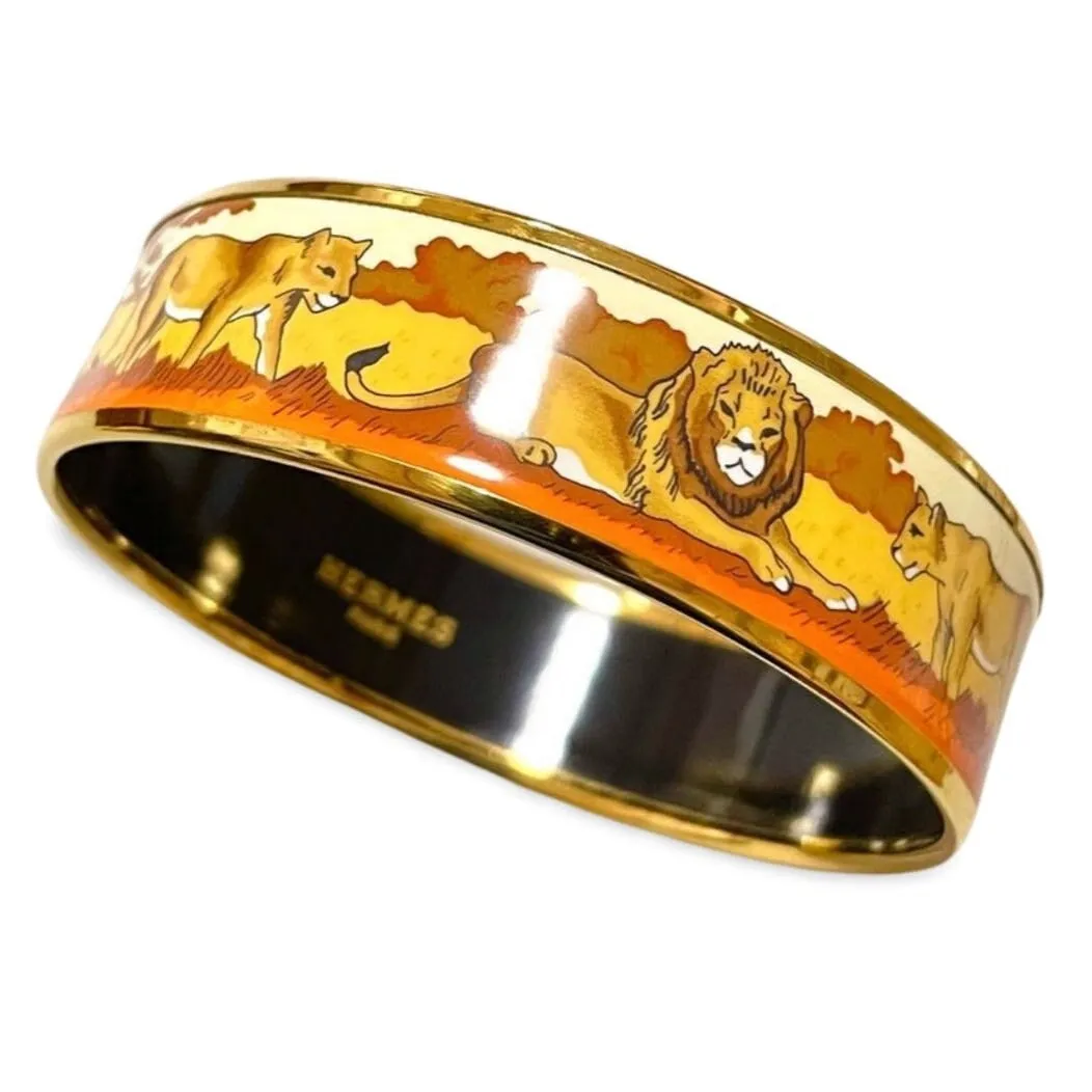 Vintage Hermes cloisonne enamel golden bangle with lion couple design. Classic Hermes GM bracelet. 051101ya