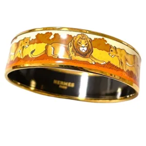 Vintage Hermes cloisonne enamel golden bangle with lion couple design. Classic Hermes GM bracelet. 051101ya