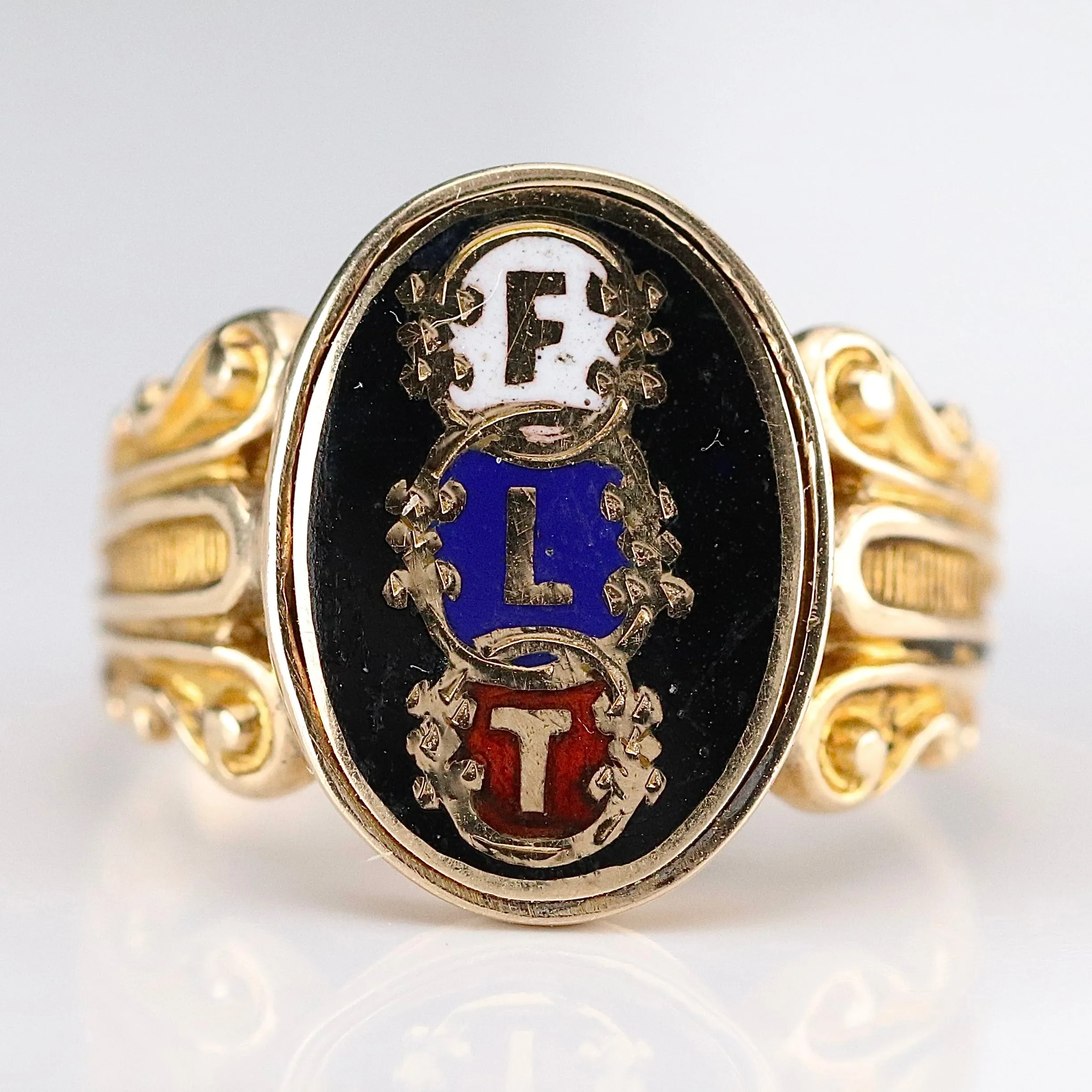 Vintage Order of Odd Fellows "Friendship, Love, & Truth" ring in yellow gold